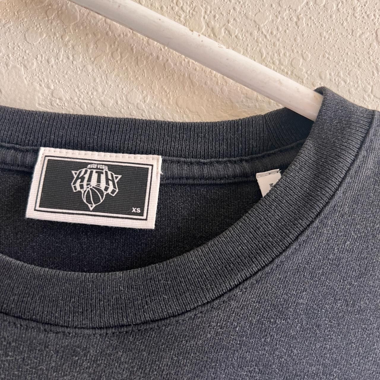 Kith Kith New York Knicks Basketball Vintage Tee Black XS Size US XS / EU 42 / 0 - 2 Thumbnail