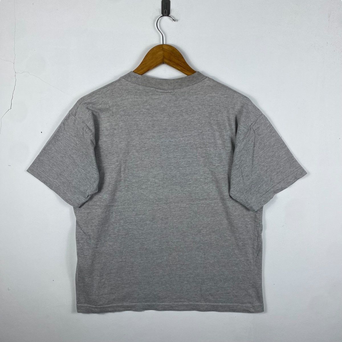 Mickey Unlimited Vintage 90's MICKEY UNLIMITED Mickey Mouse Graphic Tee Shirt Size US L / EU 52-54 / 3 - 6 Thumbnail