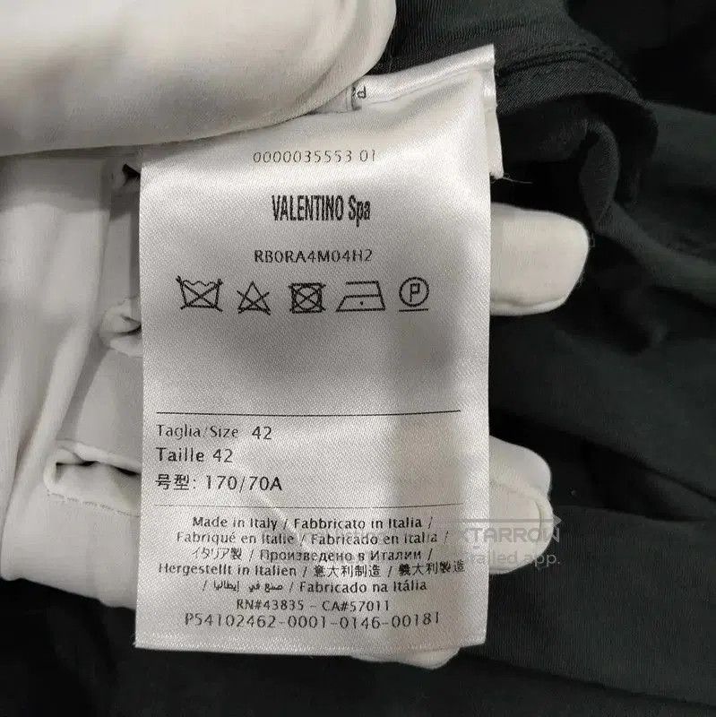 Valentino Valentino Black Pleated Skirt for Women . Size 30" / US 8 / IT 44 - 5 Thumbnail