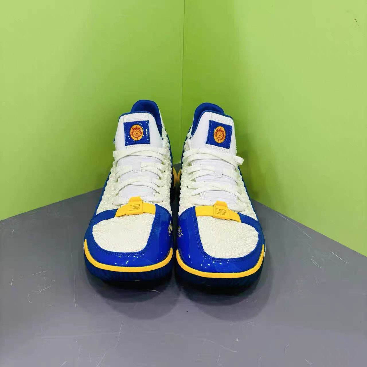 Nike Nike LeBron 16 "SuperBron" K15 Size US 10 / EU 43 - 2 Thumbnail