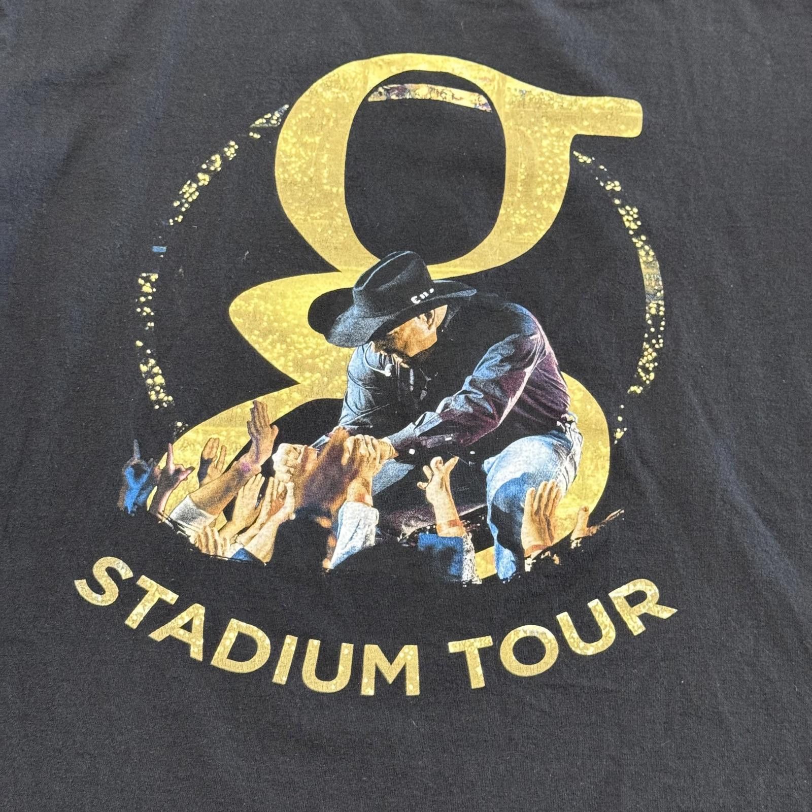 Hanes Garth Brooks 2019 Stadium Tour Shirt Ltd Cities on Back XL Size US L / EU 52-54 / 3 - 2 Thumbnail