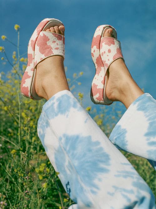 Lisa Says Gah Lisa Says Gah Dakota Slides - Pink Cow Print 7.5 Size US 7.5 / IT 37.5 - 1 Thumbnail