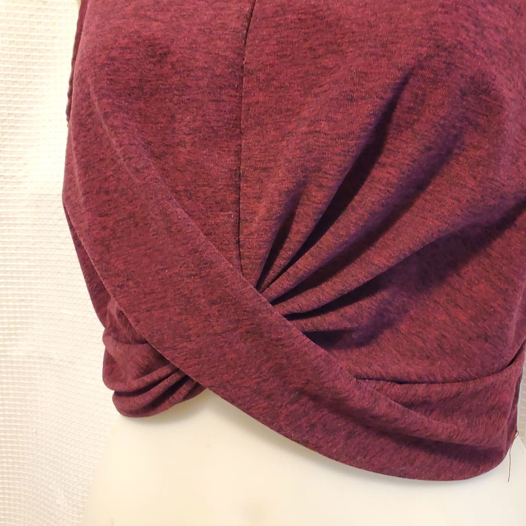 Vintage Yogalicious Lux Cropped Tank Top Burgundy Athletic Workout Yoga Twist Front Sz S Womens Size S / US 4 / IT 40 - 5 Thumbnail