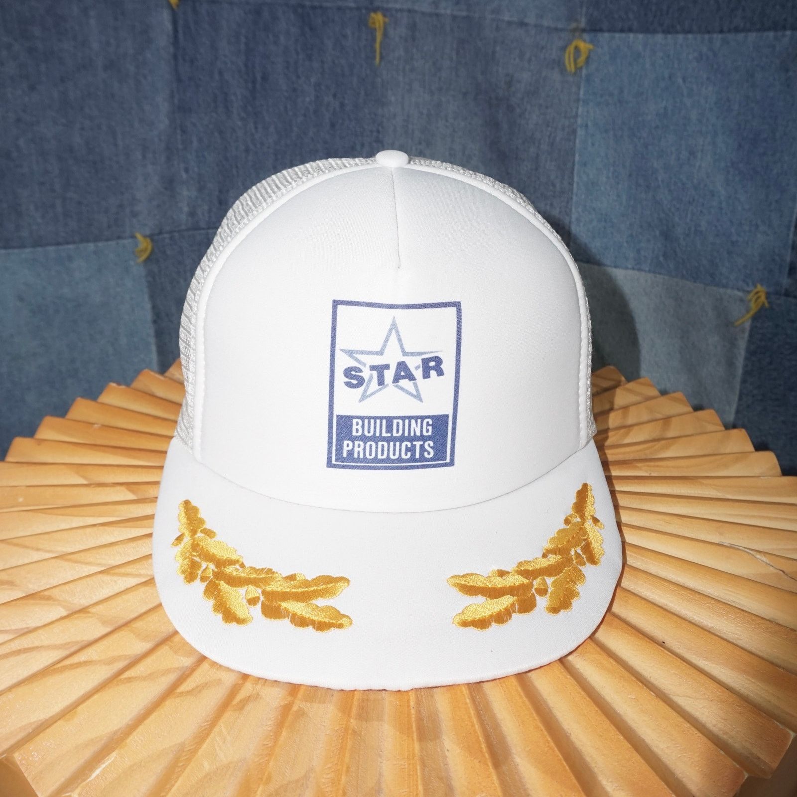 Vintage OSFA - Vintage star building products gold leaf trucker hat Size ONE SIZE - 1 Thumbnail