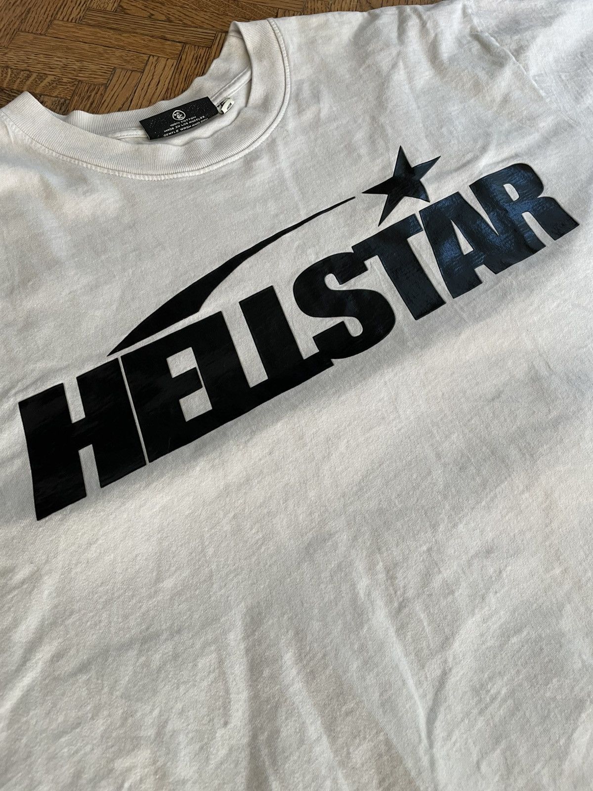 HELLSTAR HELLSTAR Beige Gel Logo Tee Size US XXL / EU 58 / 5 - 2 Thumbnail