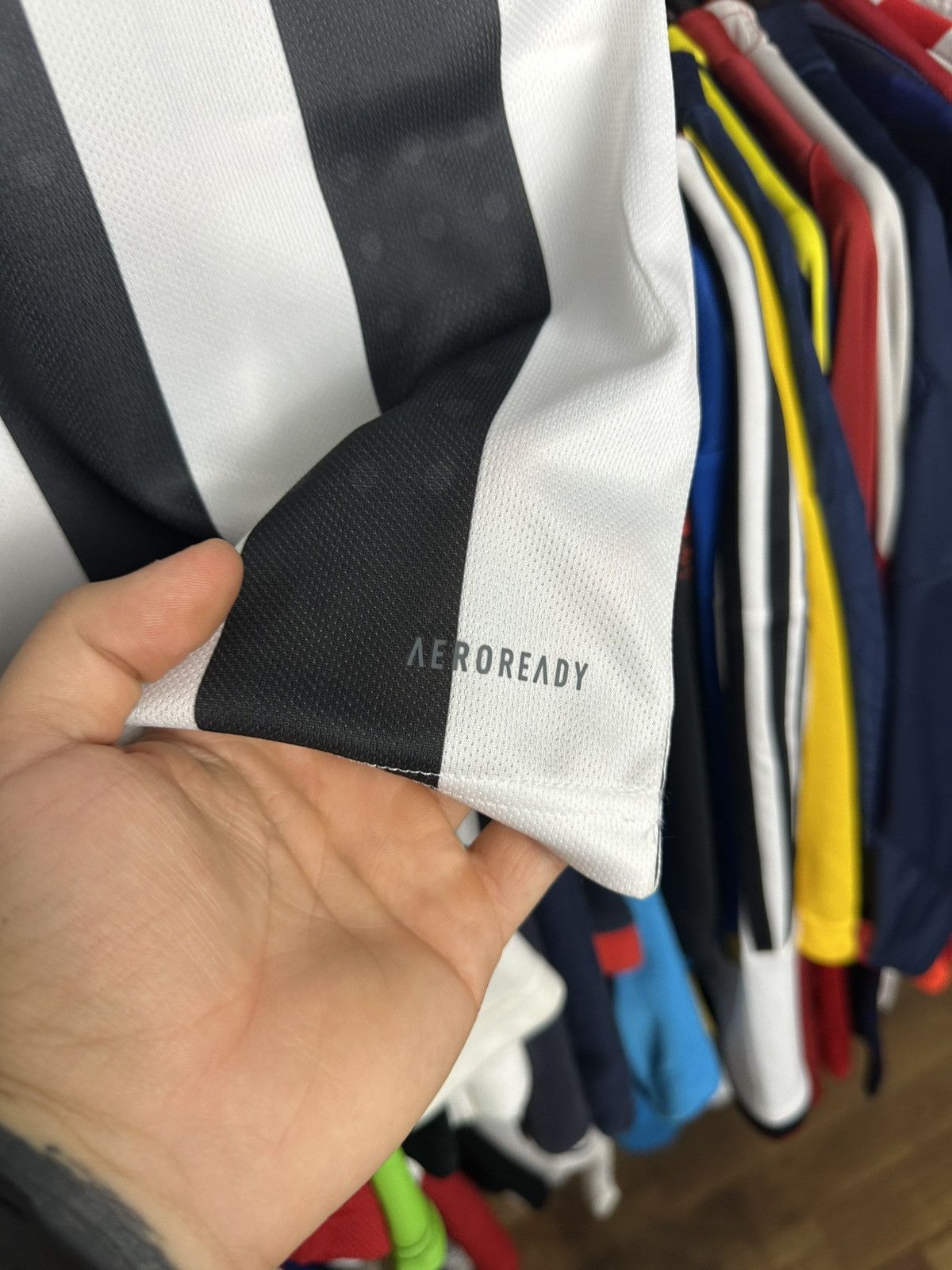 Adidas Juventus Jersey Home football shirt 2021 2022 Adidas GS1442 Size US M / EU 48-50 / 2 - 5 Thumbnail