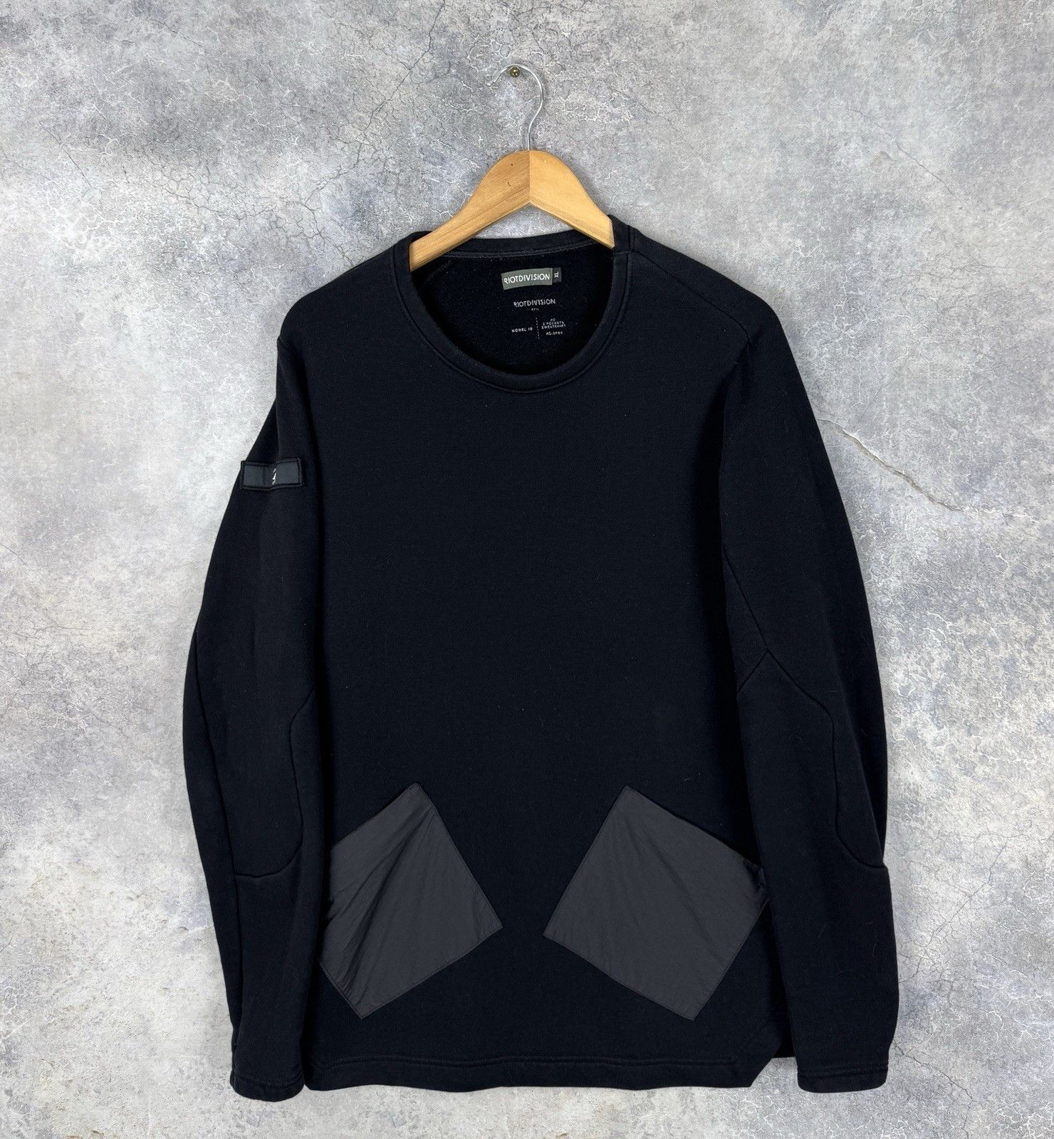 Riot Division Riot Division 2 Pockets Black Techwear Vintage Sweatshirt Size US XL / EU 56 / 4 - 1 Thumbnail