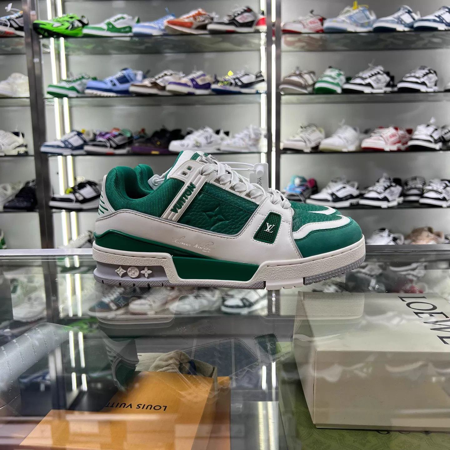 Louis Vuitton LV TRAINER White Green 38.5 YH20971 Size US 8 / IT 38 - 2 Thumbnail