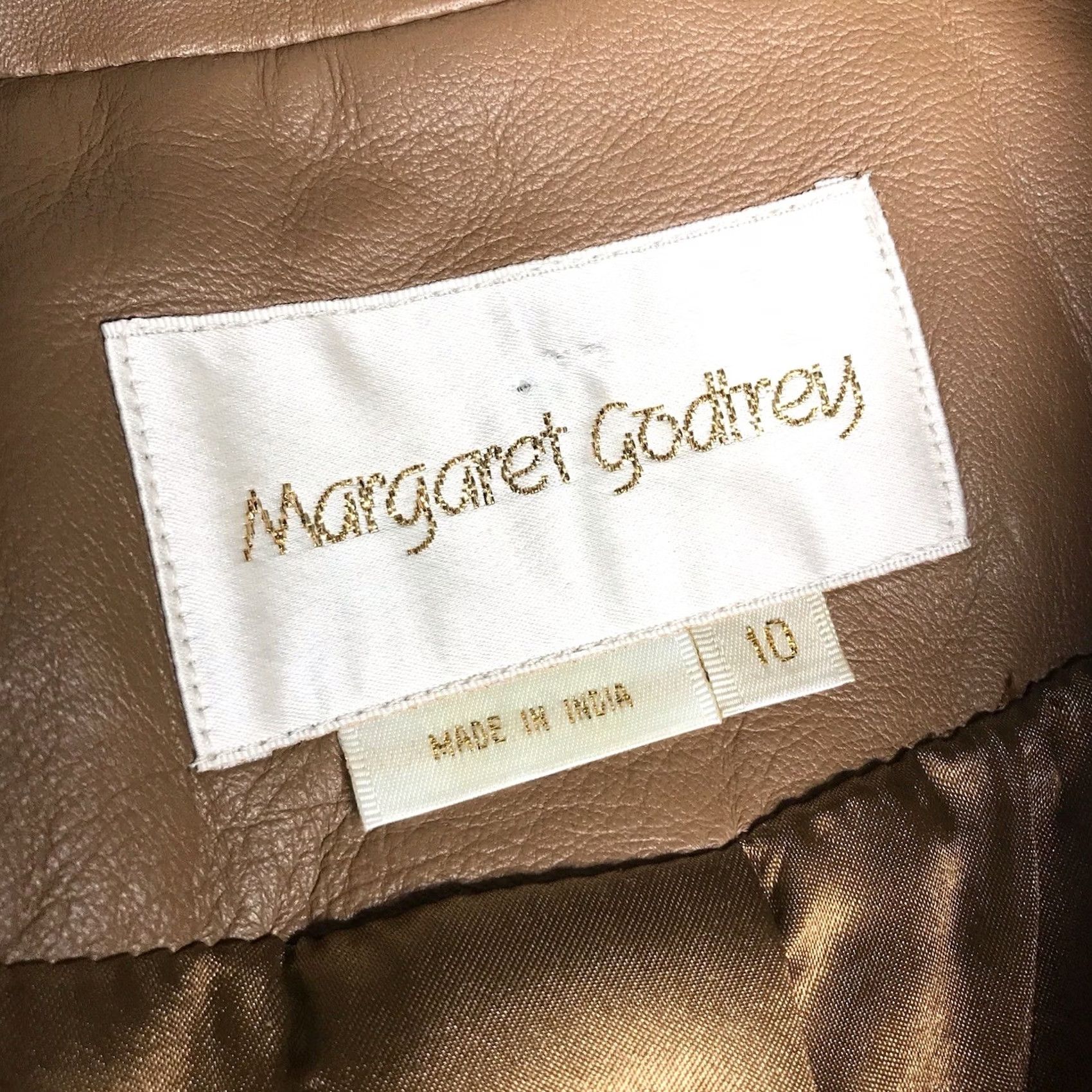 Vintage VINTAGE Margaret Godfrey Women Leather Button-Up Motorcycle Biker Jacket 10 Brown Almond Size L / US 10 / IT 46 - 3 Thumbnail