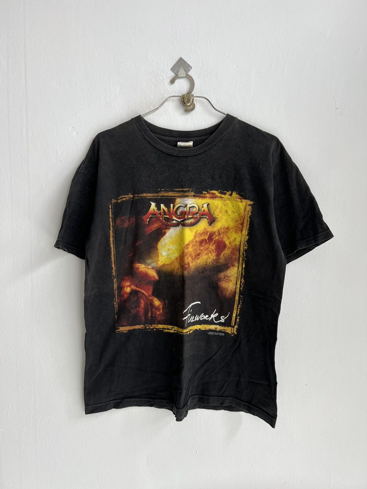 Vintage Vintage 1997 ANGRA Firework Blue Grape Merch Heavy Metal Tee Size US L / EU 52-54 / 3 - 1 Thumbnail