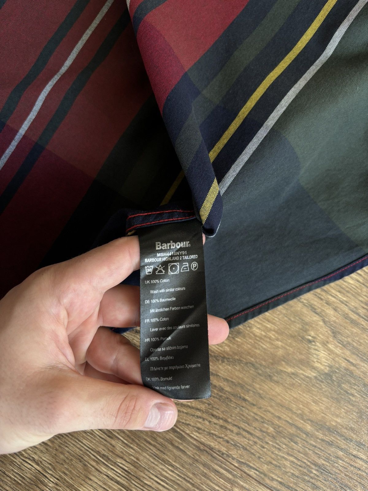 Barbour × Vintage BARBOUR Highland Check 23 Tailored Fit Shirt Navy Red Check Size US L / EU 52-54 / 3 - 7 Thumbnail