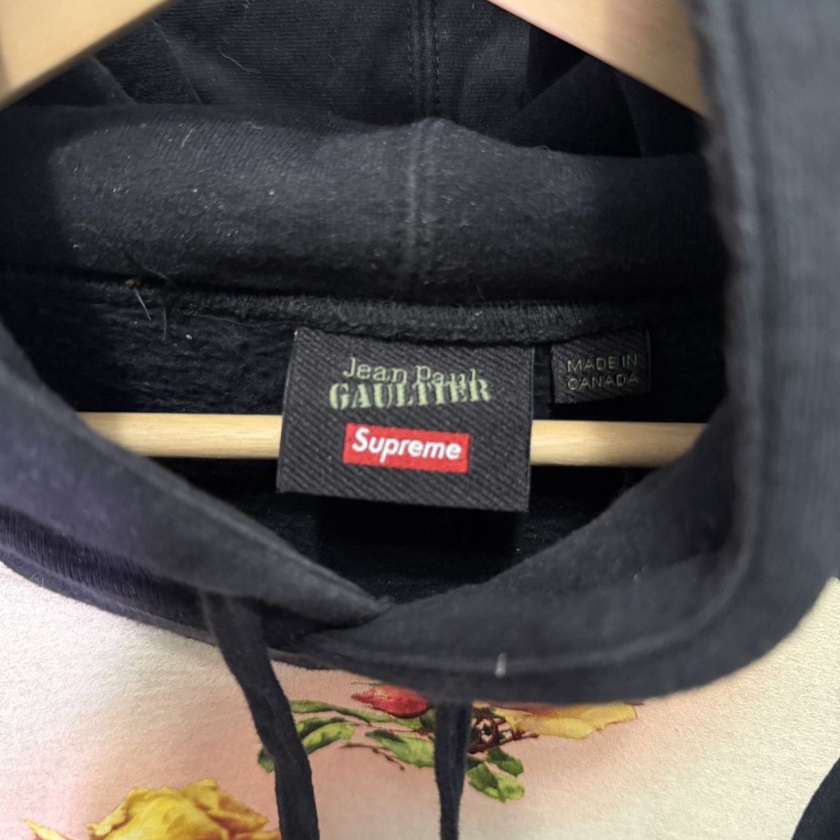 Jean Paul Gaultier × Supreme Supreme Jean Paul Gaultier Floral Print Hoodie SS19 Medium Size US M / EU 48-50 / 2 - 5 Thumbnail