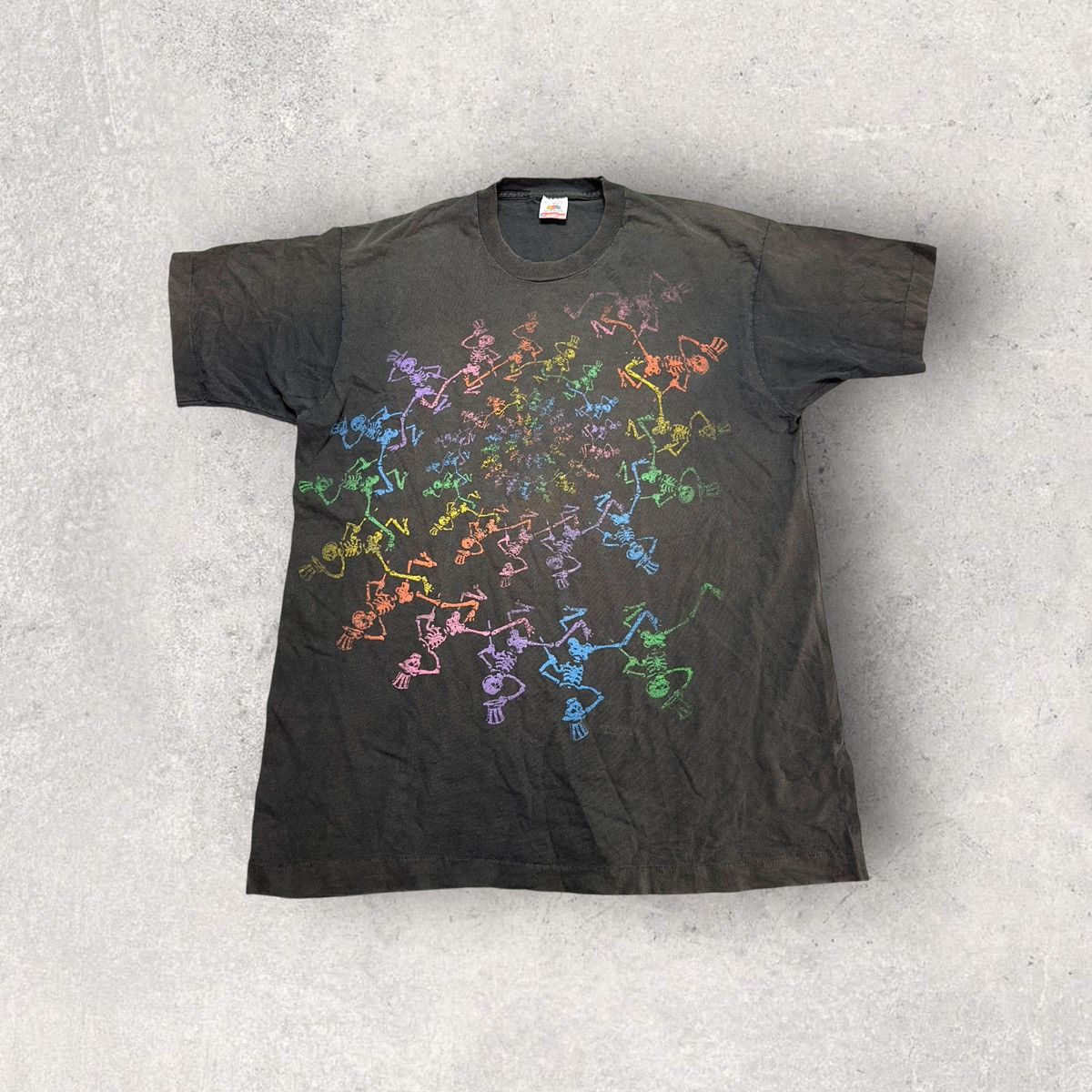 Band Tees × Fruit Of The Loom × Vintage Vintage Grateful Dead tee Size US XL / EU 56 / 4 - 1 Thumbnail
