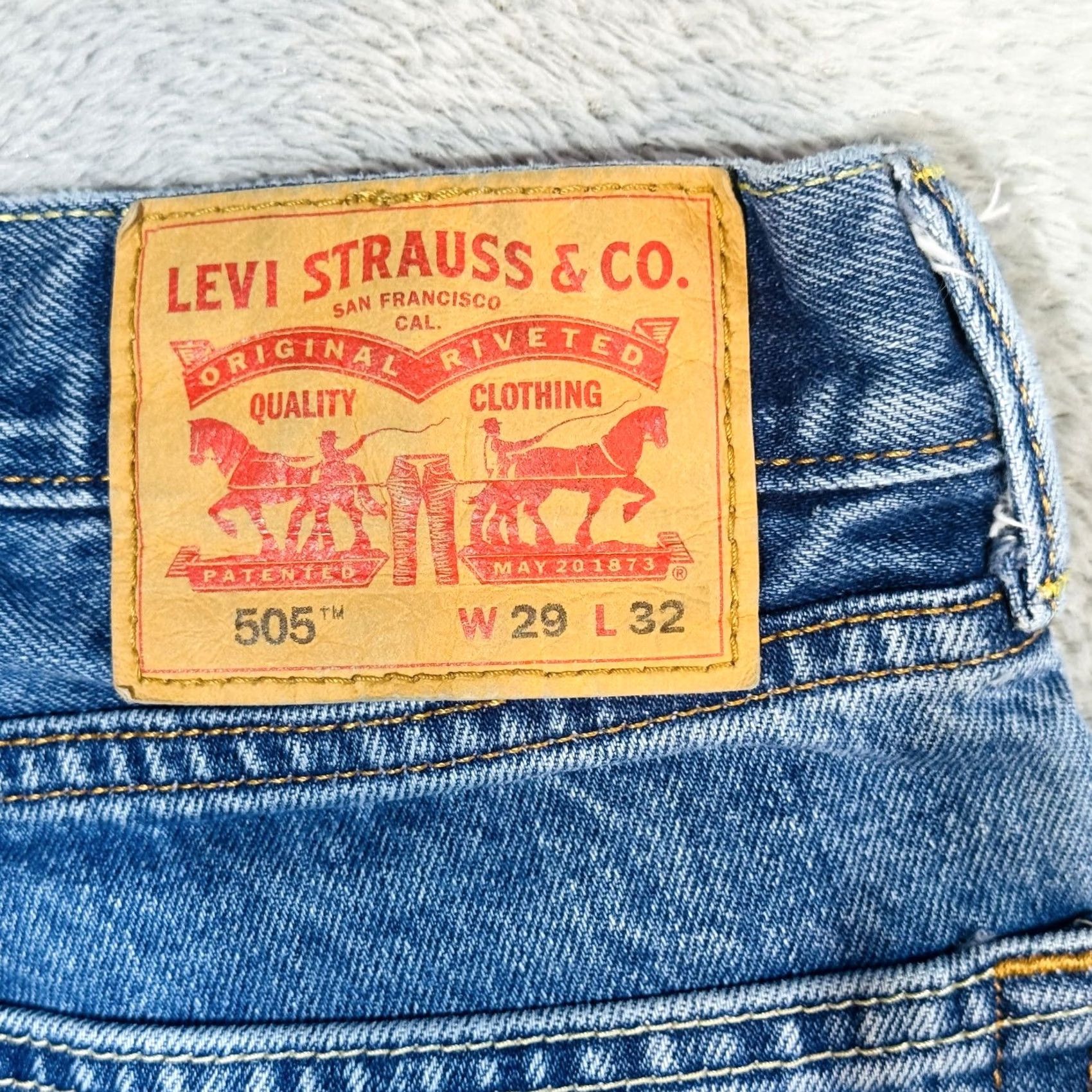 Levi's VINTAGE Levi's 505 Jeans Mens 29x32 Blue Light Wash Straight Denim Mid Rise Size US 29 - 3 Thumbnail