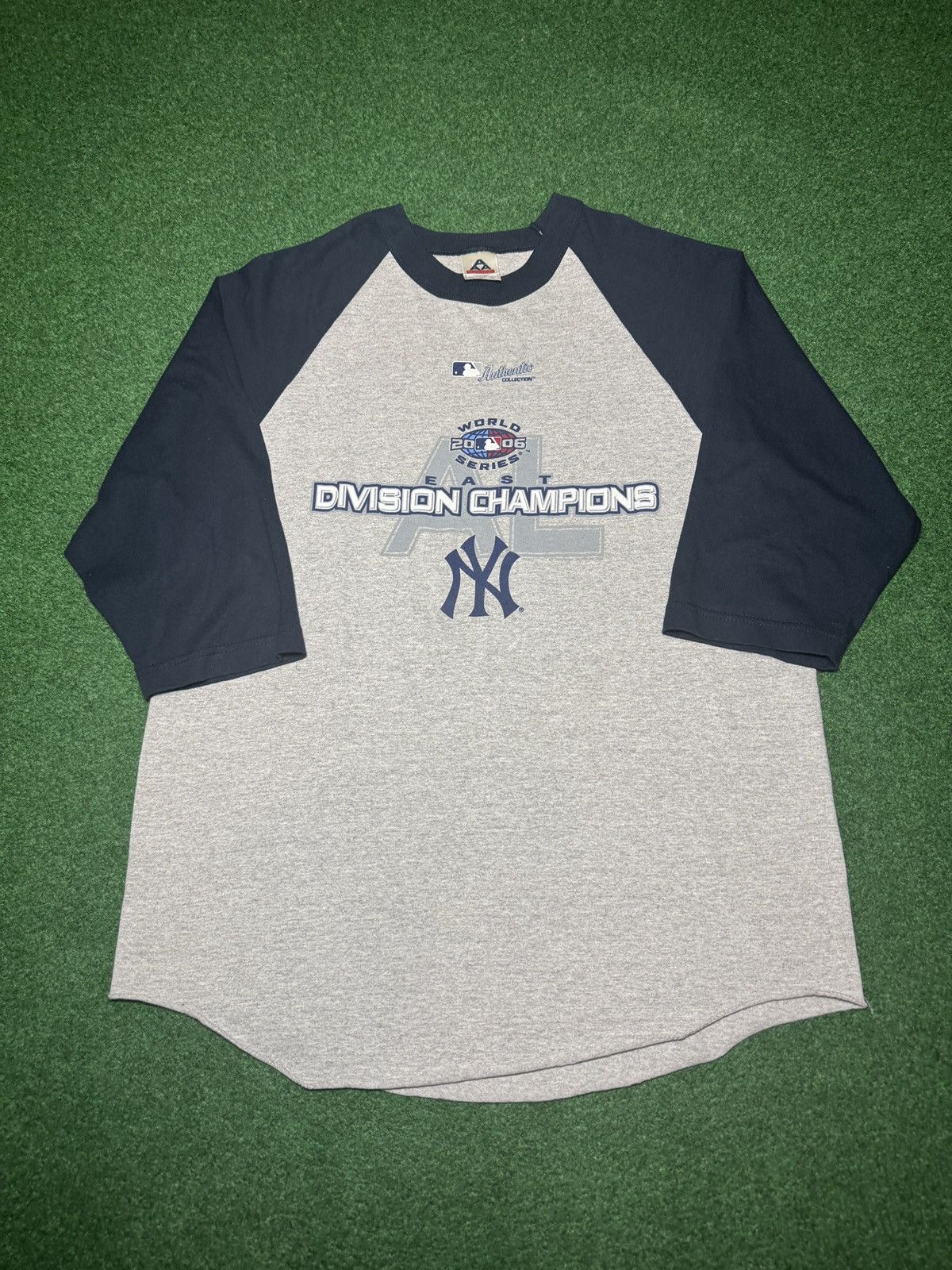 MLB New York Yankees 1/2 Sleeve Vintage World Series L T Shirt Size US L / EU 52-54 / 3 - 1 Thumbnail