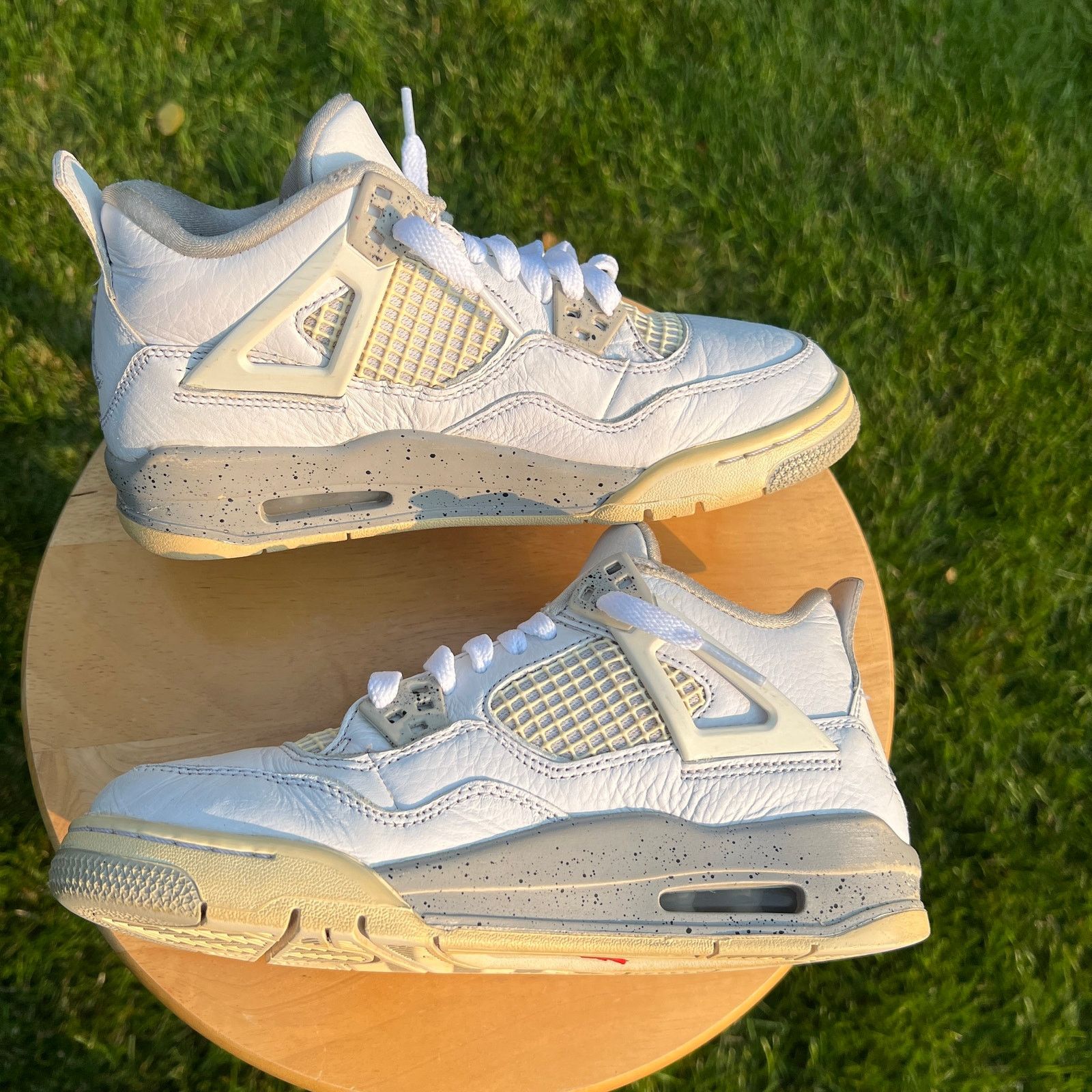 Jordan Brand × Nike Nike Air Jordan 4 Retro GS White Oreo Men's Shoes - Size 5 Size US 5 / EU 37 - 2 Thumbnail