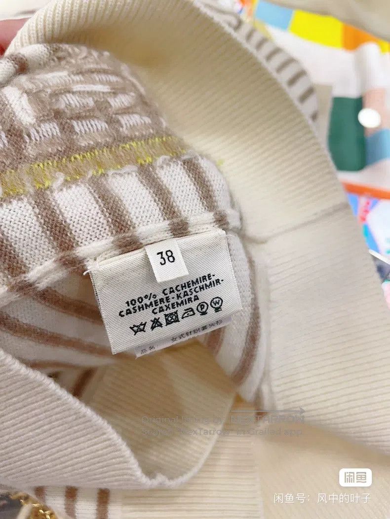 Hermes Hermes Beige striped cashmere short-sleeve knit top Size XS / US 0-2 / IT 36-38 - 4 Thumbnail
