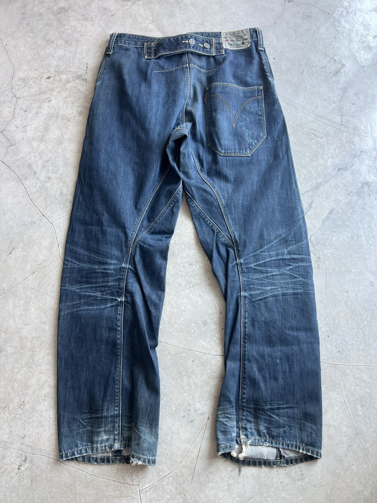 Levi's Levis Engineered Jeans Cinch Back Actual 32.5x32 Size US 32 / EU 48 - 6 Thumbnail