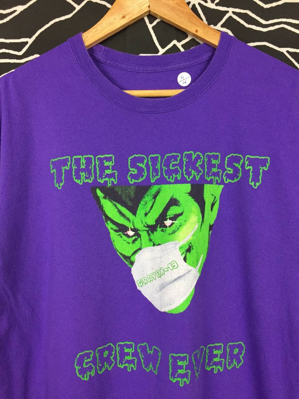 Vintage The Sickest Crew Ever Craven 19 Dracula Graphic Tee Size US L / EU 52-54 / 3 - 3 Thumbnail