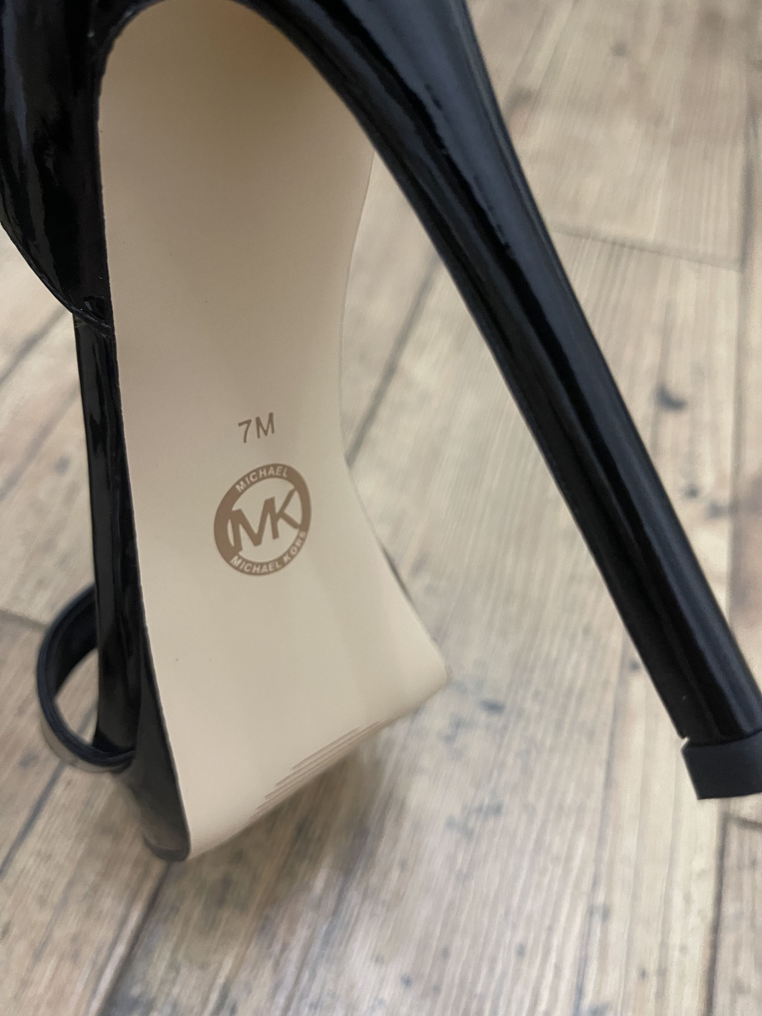 Michael Kors Jordan Platform Sandal Size US 7 / IT 37 - 7 Thumbnail