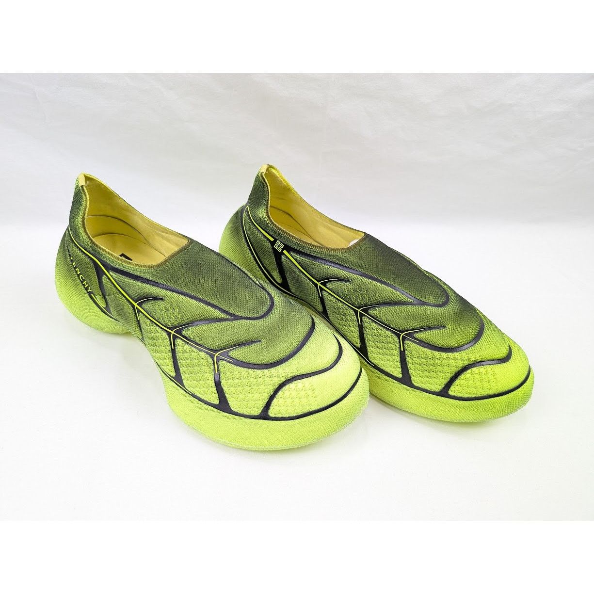Givenchy o1rshd1 TK-360 Plus Sneakers in Black/Yellow Size US 11 / EU 44 - 10 Thumbnail