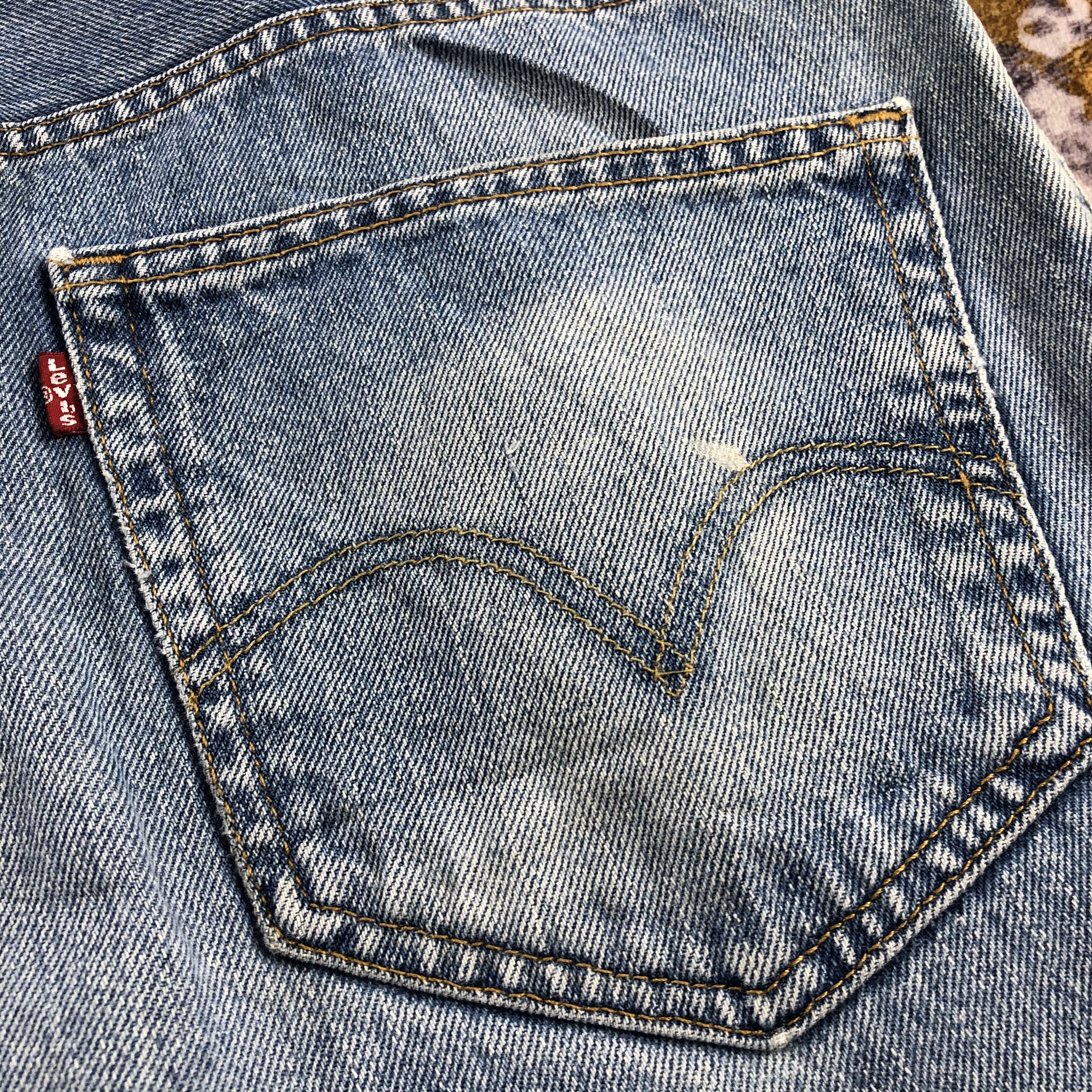 Levi's × Vintage Vintage Light Wash Levis 550 Jeans-JM2839 Size US 41 - 7 Thumbnail