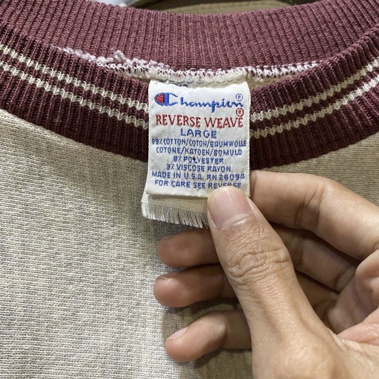 Champion × Vintage Champion sweatshirt Reverse Weave Spell Out Sweatshirts Size US L / EU 52-54 / 3 - 5 Thumbnail