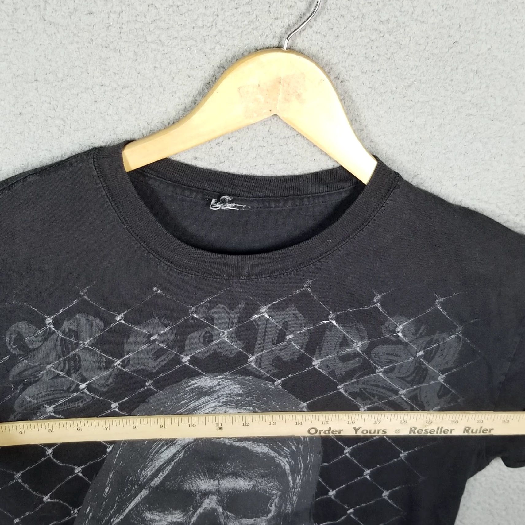 Vintage VINTAGE MMA Elite T-Shirt Grunge 21X29 Adult Large Black Crew Neck Short Sleeve Men L Goth Angel of Death Reaper Logo 90s 2000s EMO Skate Systems Size US L / EU 52-54 / 3 - 6 Thumbnail