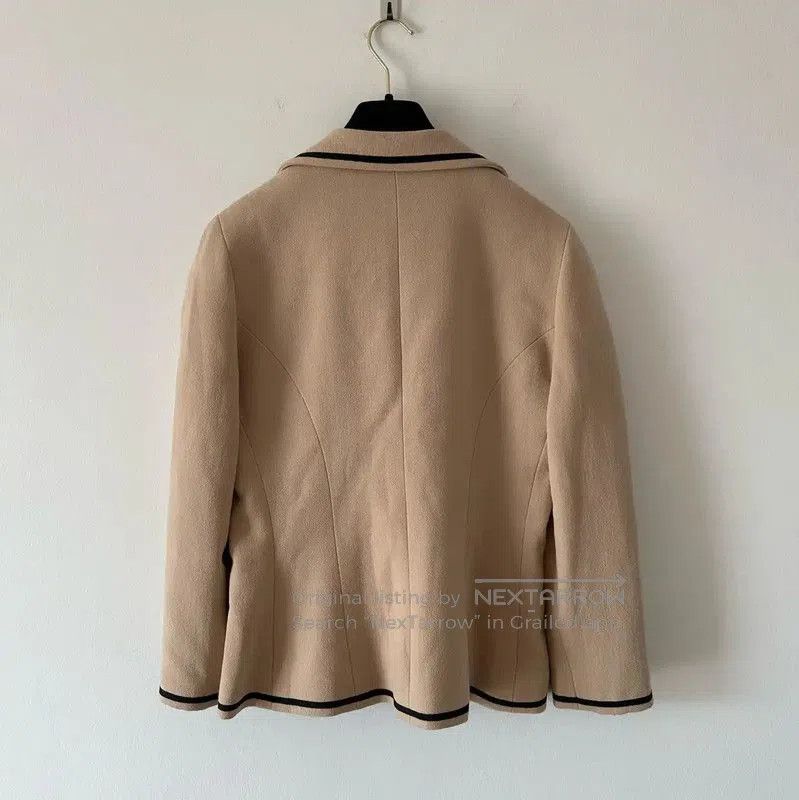 Chanel Chanel Beige Wool Women's Jacket . Size L / US 10 / IT 46 - 2 Thumbnail