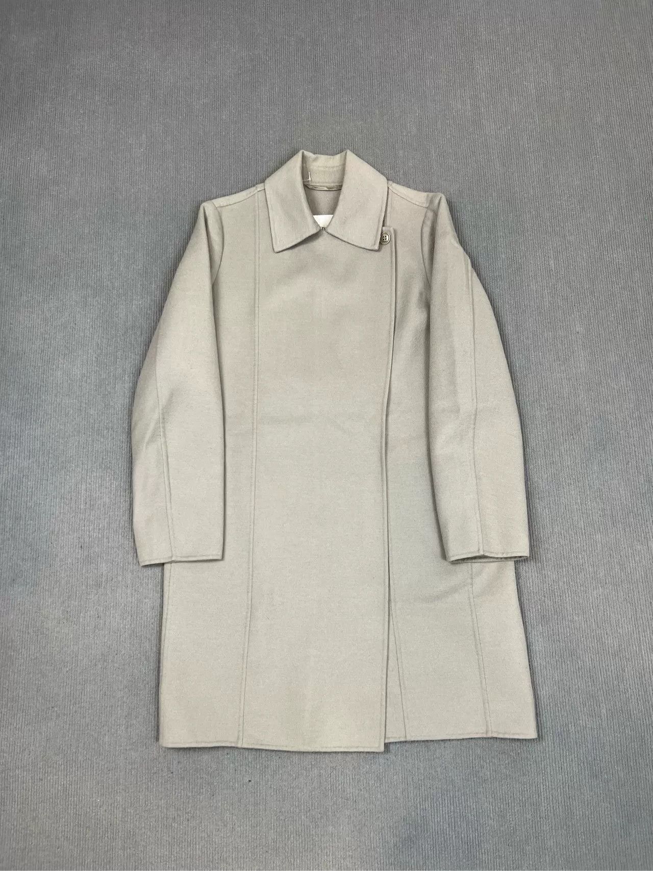 Max Mara gray zip camel coat by maxmara Size US S / EU 44-46 / 1 - 1 Thumbnail