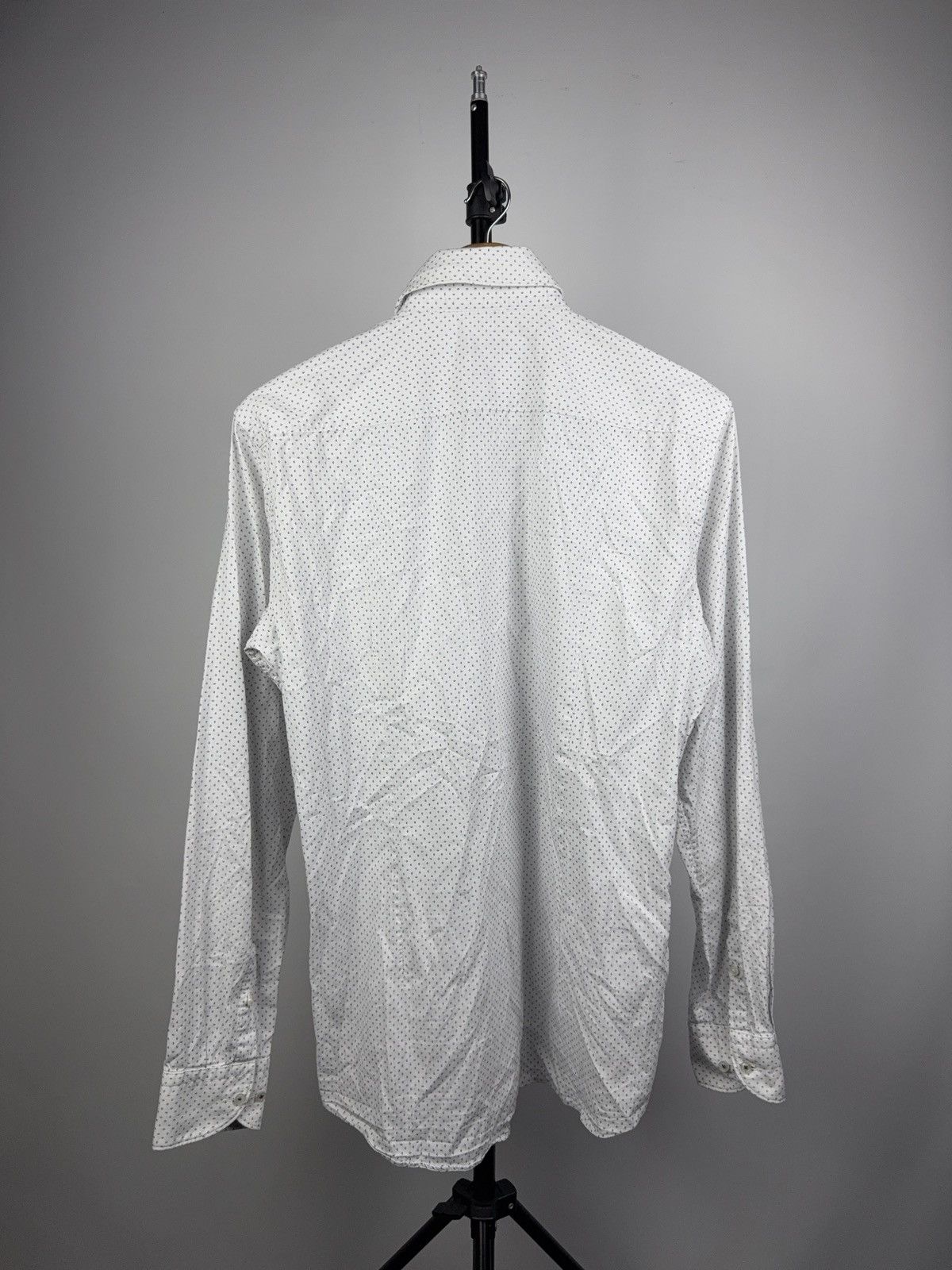 Hugo Boss Luxury HUGO BOSS Slim Fit Microdot White Dress Shirt 39 / M Size US M / EU 48-50 / 2 - 11 Thumbnail