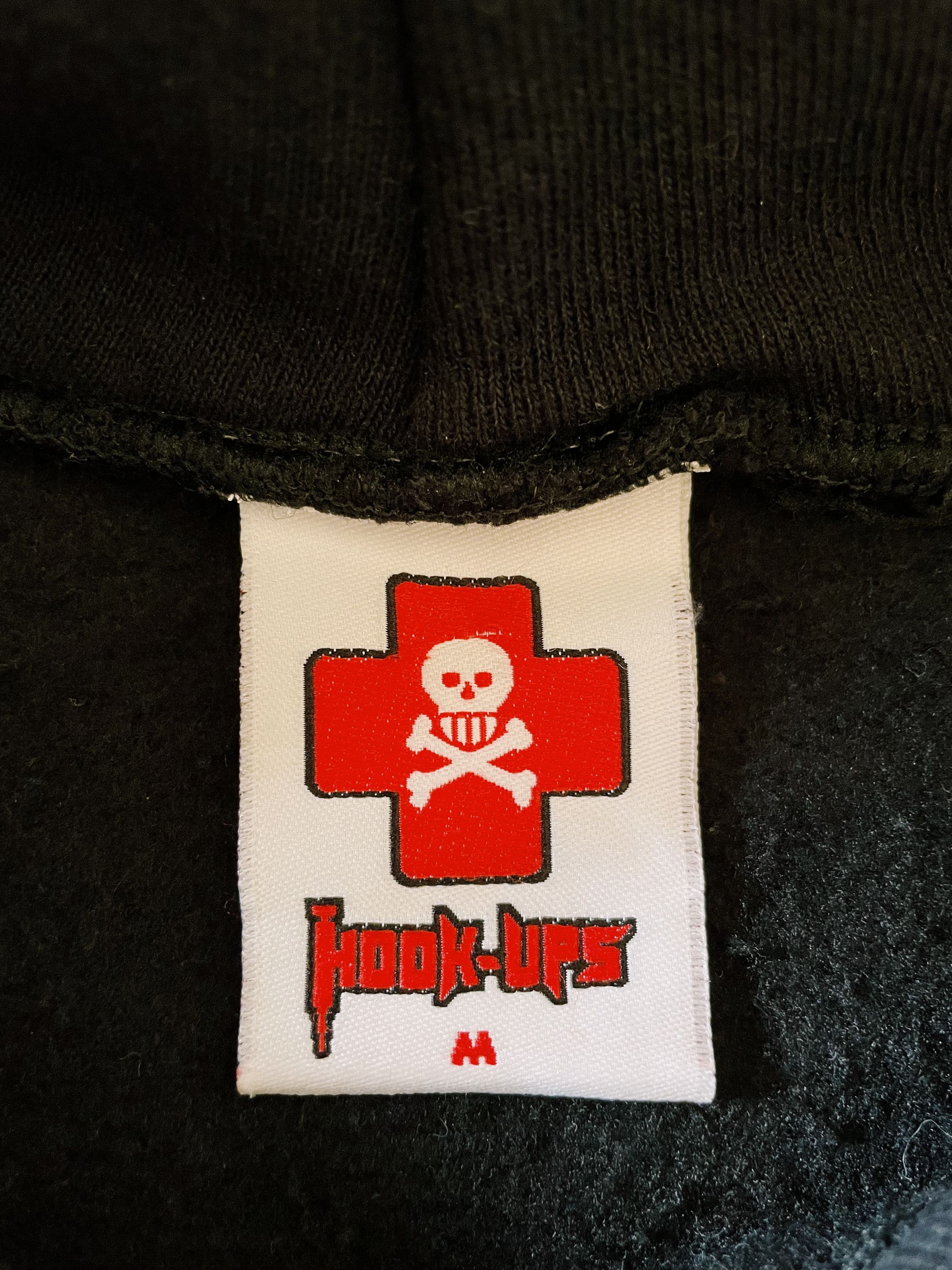 Hook-Ups Vintage 90s Hook-ups Hoodie Black Size US M / EU 48-50 / 2 - 4 Thumbnail