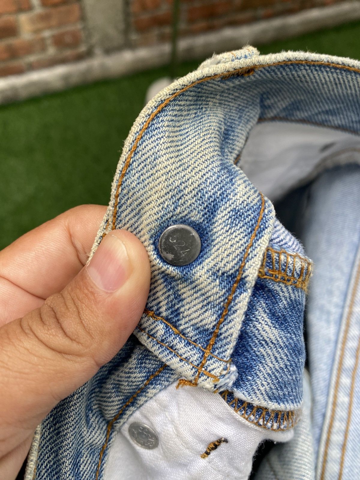 Levi's Vintage Clothing W30x29.5 Vintage levi's 501 redline distressed made in USA Size US 30 / EU 46 - 11 Thumbnail