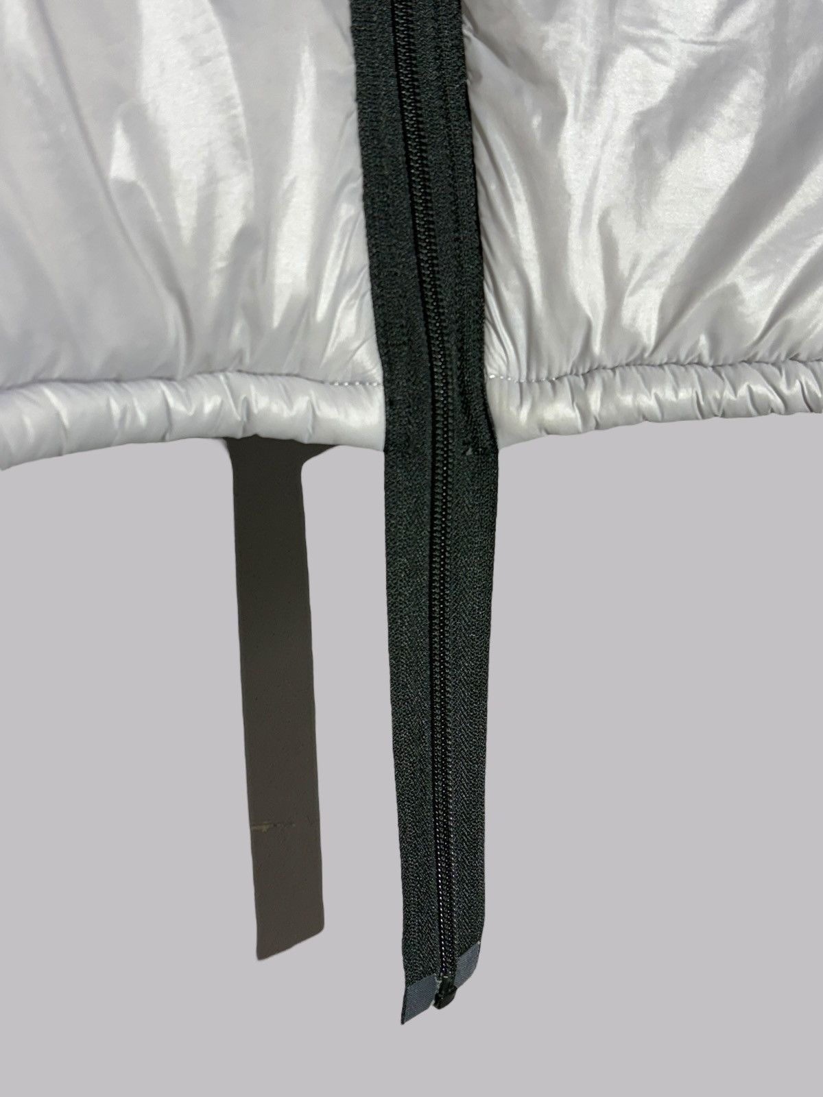 A-COLD-WALL* A Cold Wall Lilac Elongated Zip Detailed Logo Down Jacket Size US M / EU 48-50 / 2 - 7 Thumbnail