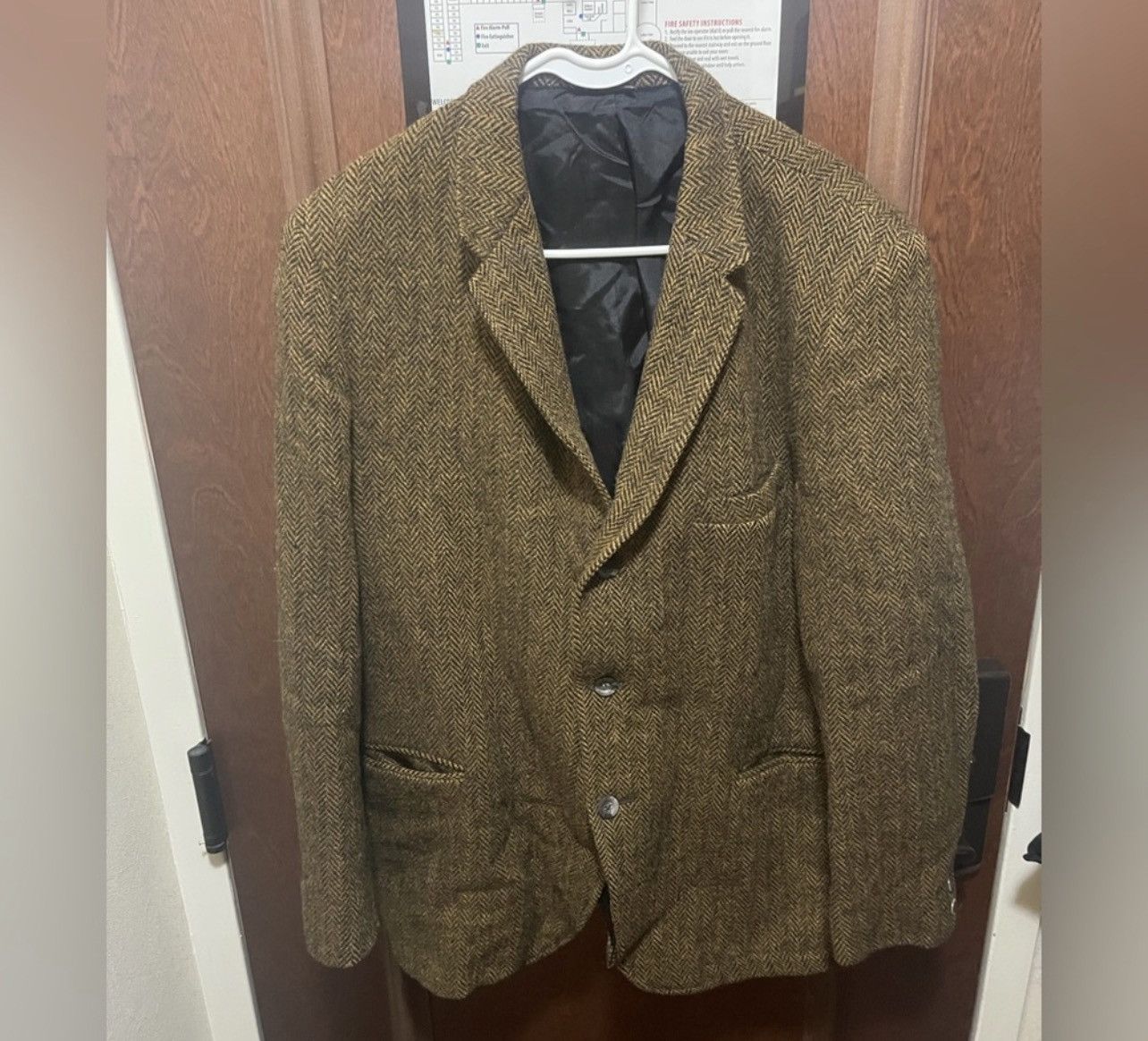 Harris Tweed Harris Tweed 100% Virgin Wool Vintage Herringbone Blazer Size 36R - 1 Thumbnail