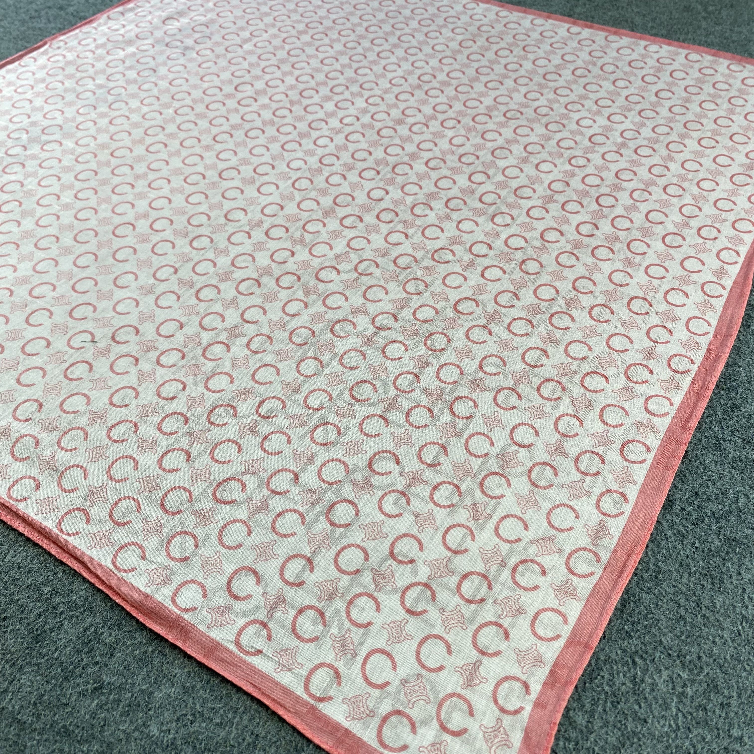 Vintage Celine Handkerchief/Neckerchief/Bandana HC636 Size ONE SIZE - 2 Thumbnail
