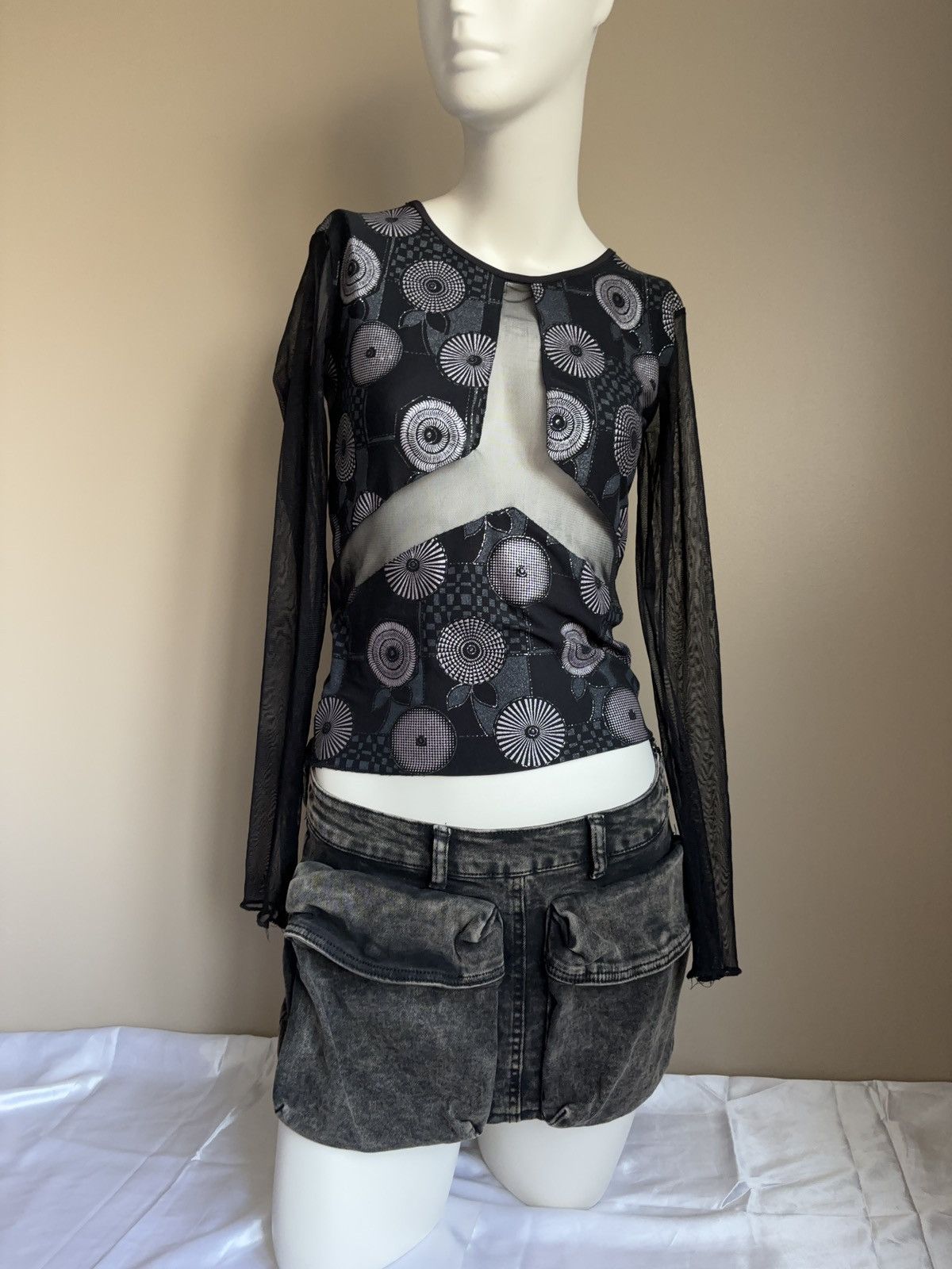 Japanese Brand × Vintage Mesh vintage printed long sleeve top Size M / US 6-8 / IT 42-44 - 1 Thumbnail
