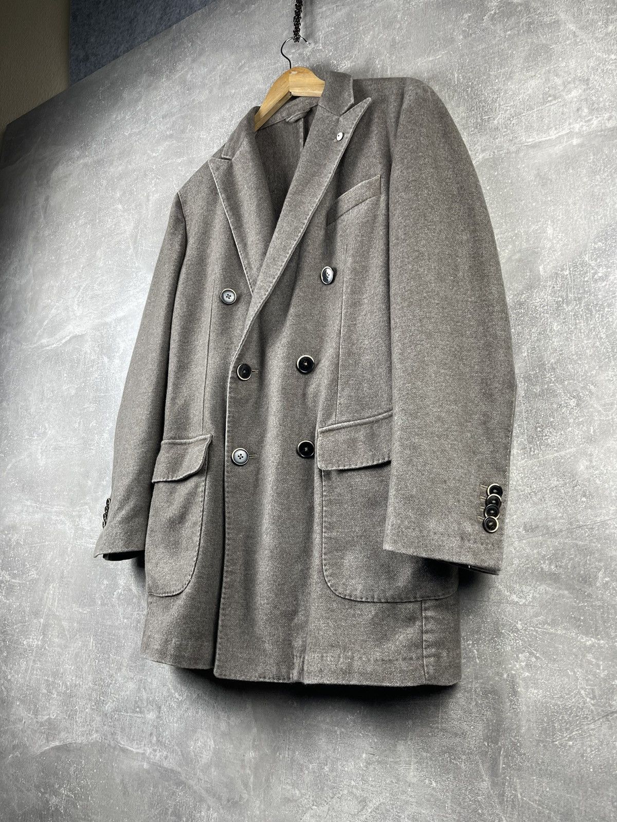 L.B.M. 1911 L.B.M. 1911 Wool Classic Double Breasted Italian Belted Coat Size US L / EU 52-54 / 3 - 3 Thumbnail