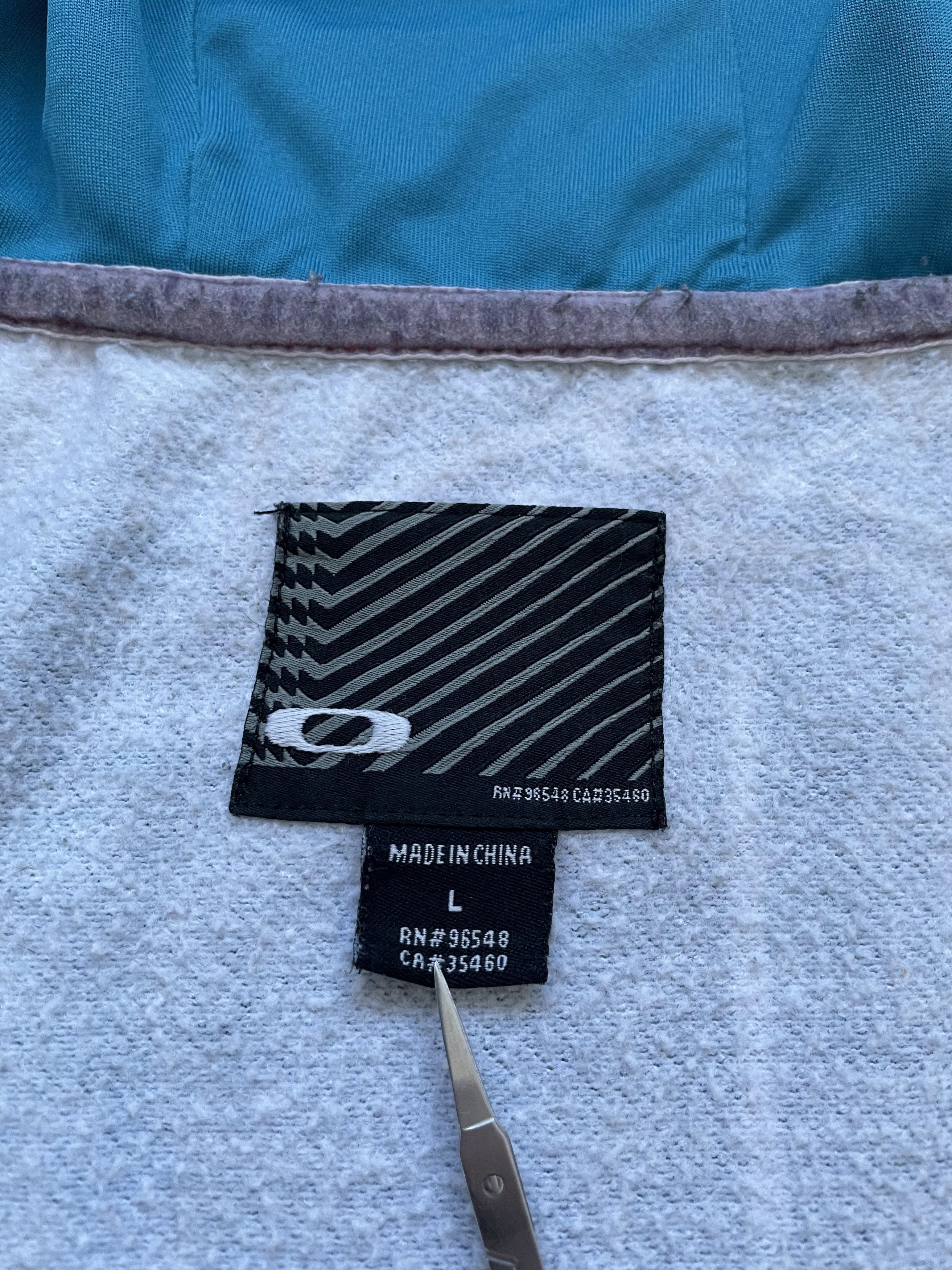 Oakley Vintage Y2K Oakley Technical Zip Hoodie Size US L / EU 52-54 / 3 - 8 Thumbnail