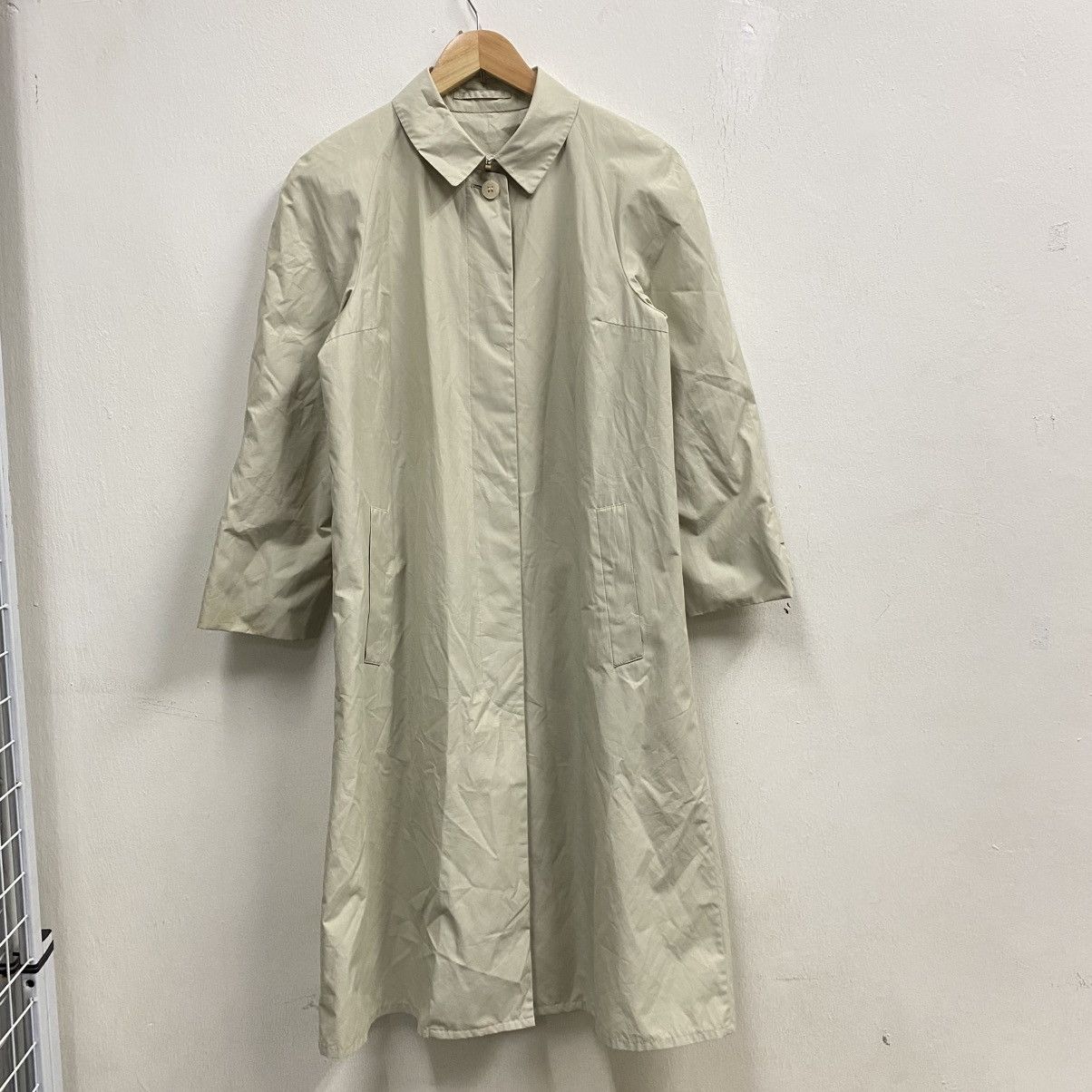 Burberry Burberry Raincoat Size US L / EU 52-54 / 3 - 1 Thumbnail