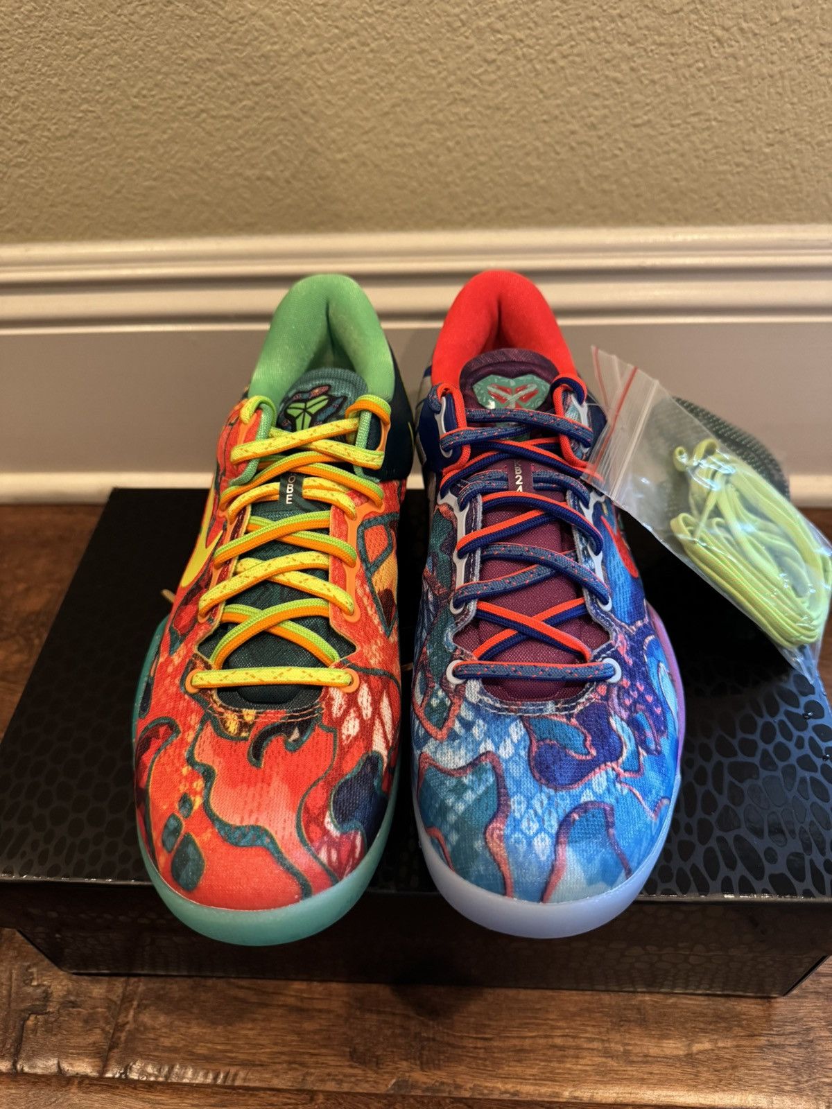 Nike Nike Kobe 8 Protro What The Size 7.5 Size US 7.5 / EU 40-41 - 2 Thumbnail