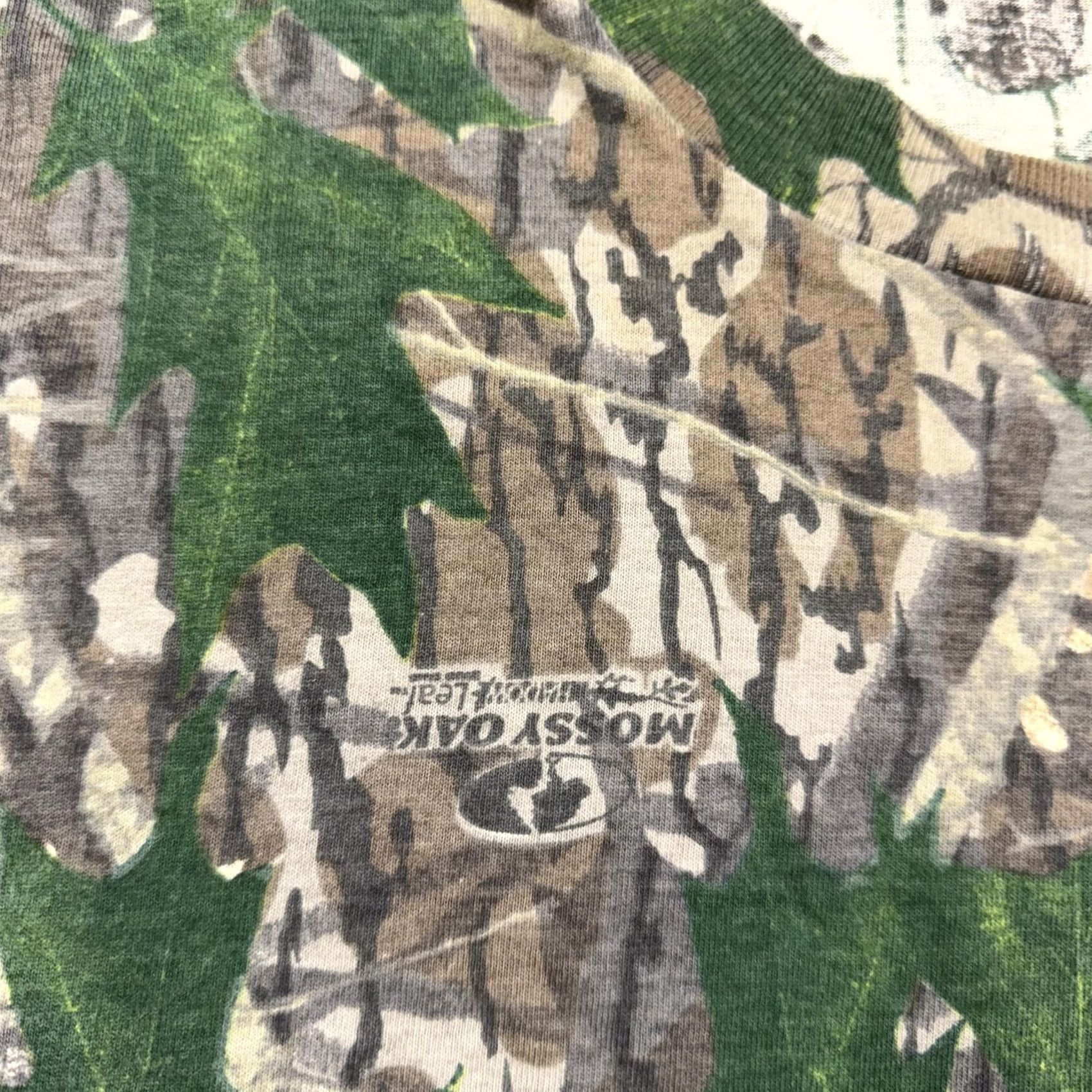 Vintage Mossy Oak shirt Mens XL Shadow Leaf camo camouflage hunting 90s USA Shirt Mens XL Mossy Oak Shadow Leaf camo hunting USA Size US L / EU 52-54 / 3 - 3 Thumbnail