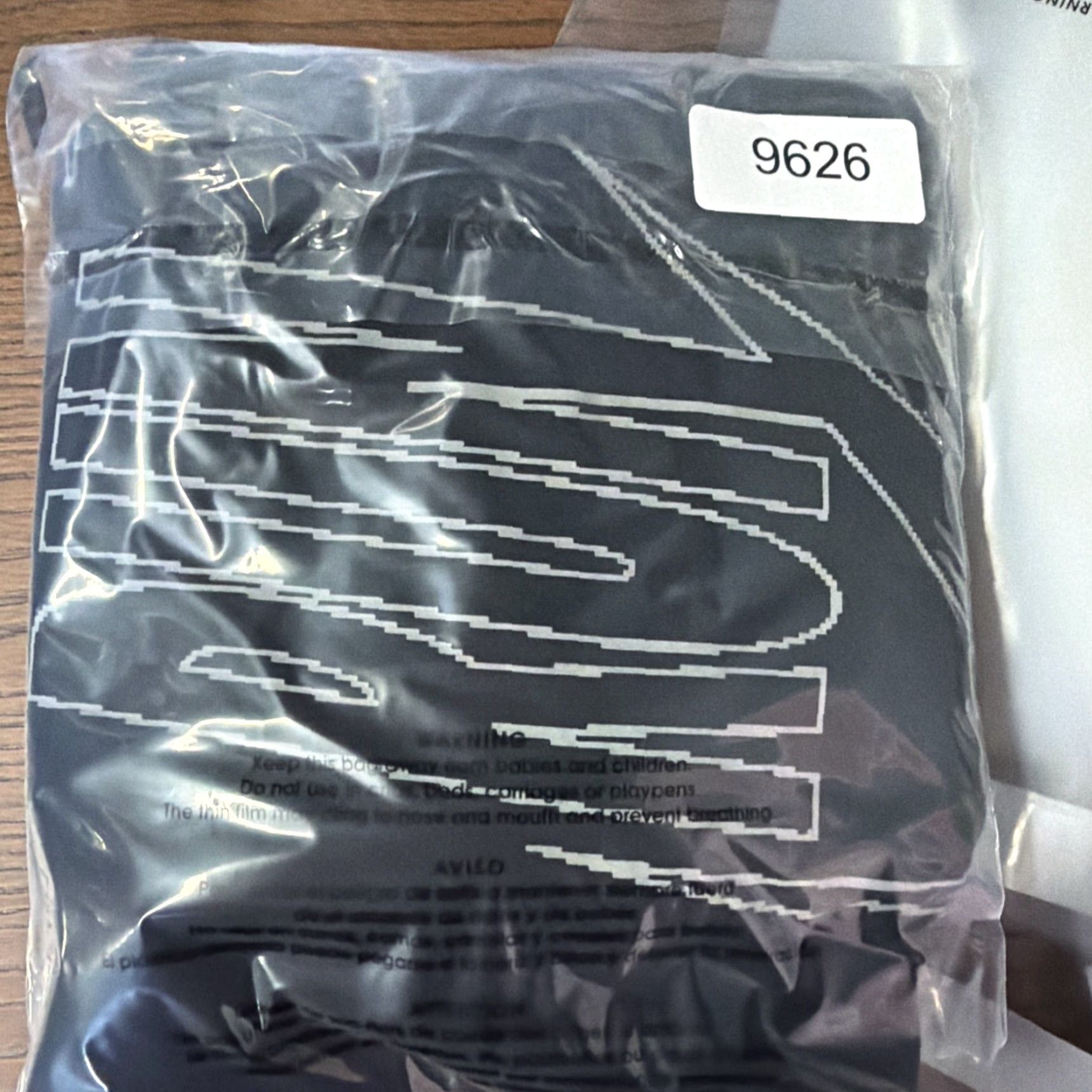 Nike Nike Dri-FIT Shirt Womens XL Oversized Crew Neck Long Sleeve Black 2025 Body 26” Pit to Pit 28” Back Hem Mens Womens Girls Size XL / US 12-14 / IT 48-50 - 4 Thumbnail