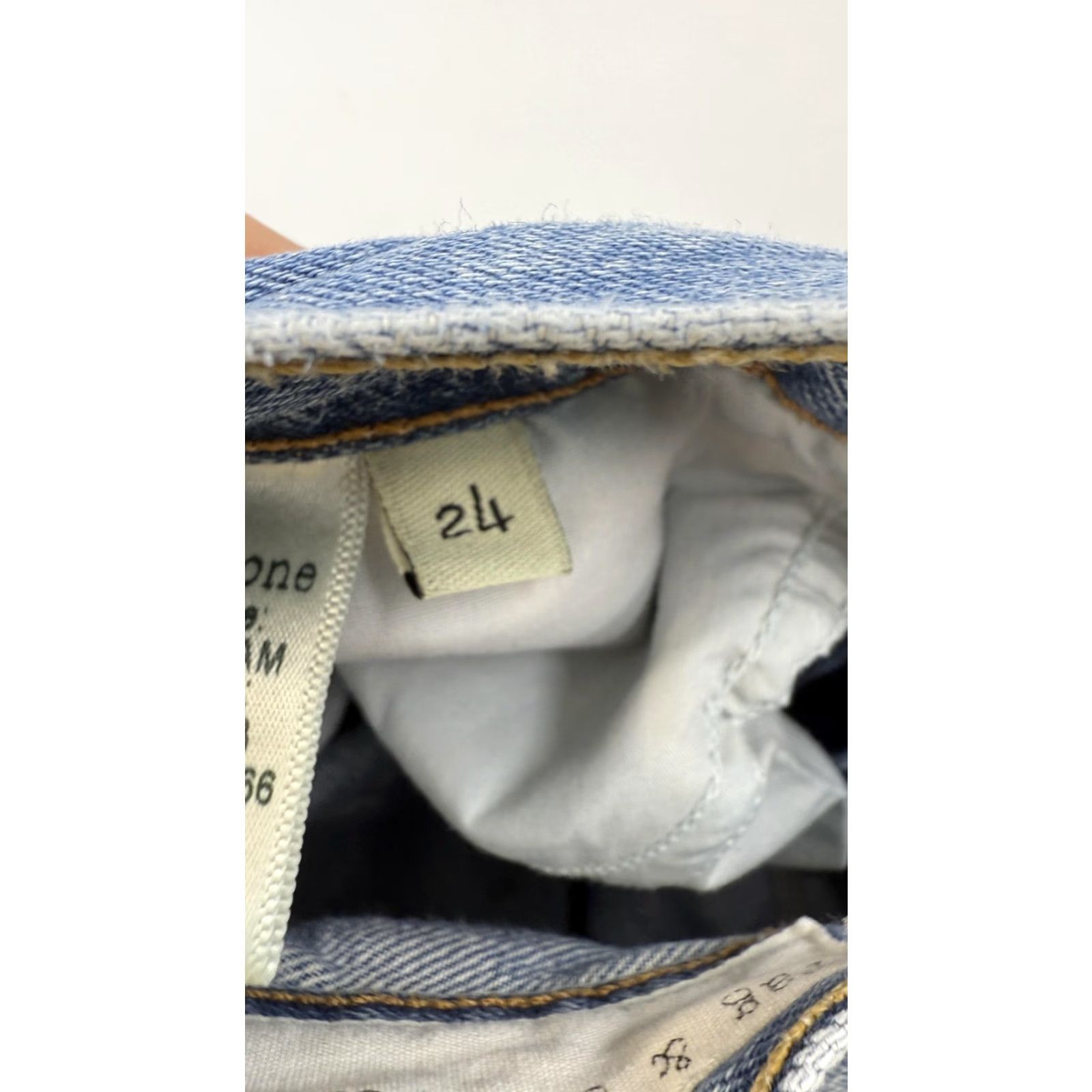 Rag & Bone VINTAGE rag & bone Women's Jeans 24 Blue Floral Embroidered Distressed Denim Medium Wash High Rise Pockets Size 42" / US 20 - 7 Thumbnail