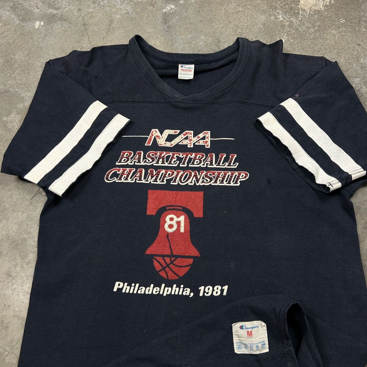 Champion × Vintage 1980s Champion - NCAA Basketball Championship Size US M / EU 48-50 / 2 - 13 Thumbnail