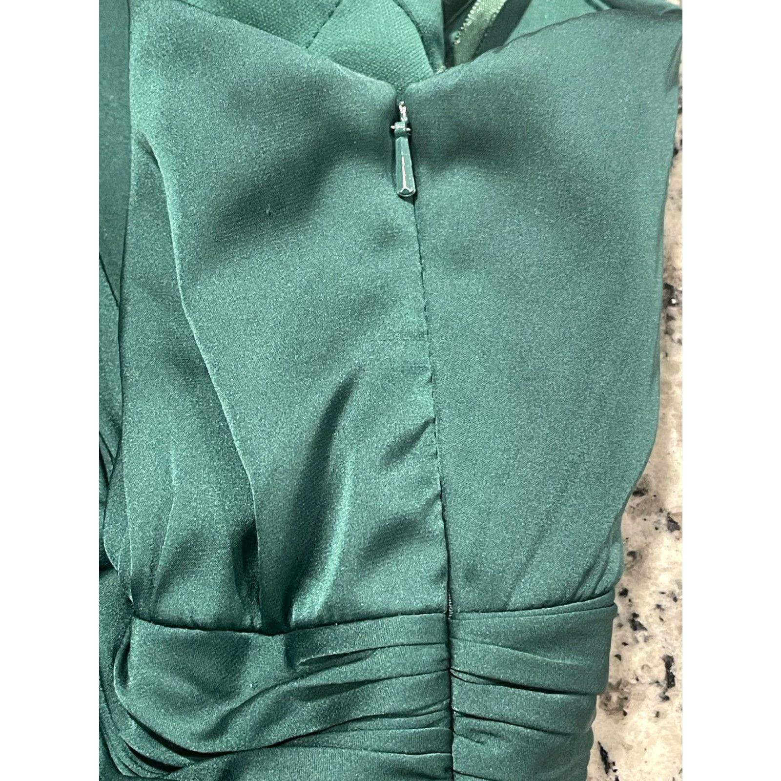 Mac Duggal VINTAGE Ieena For Mac Duggal Satin One Sleeved Cocktail Dress Size 0 Size XS / US 0-2 / IT 36-38 - 5 Thumbnail