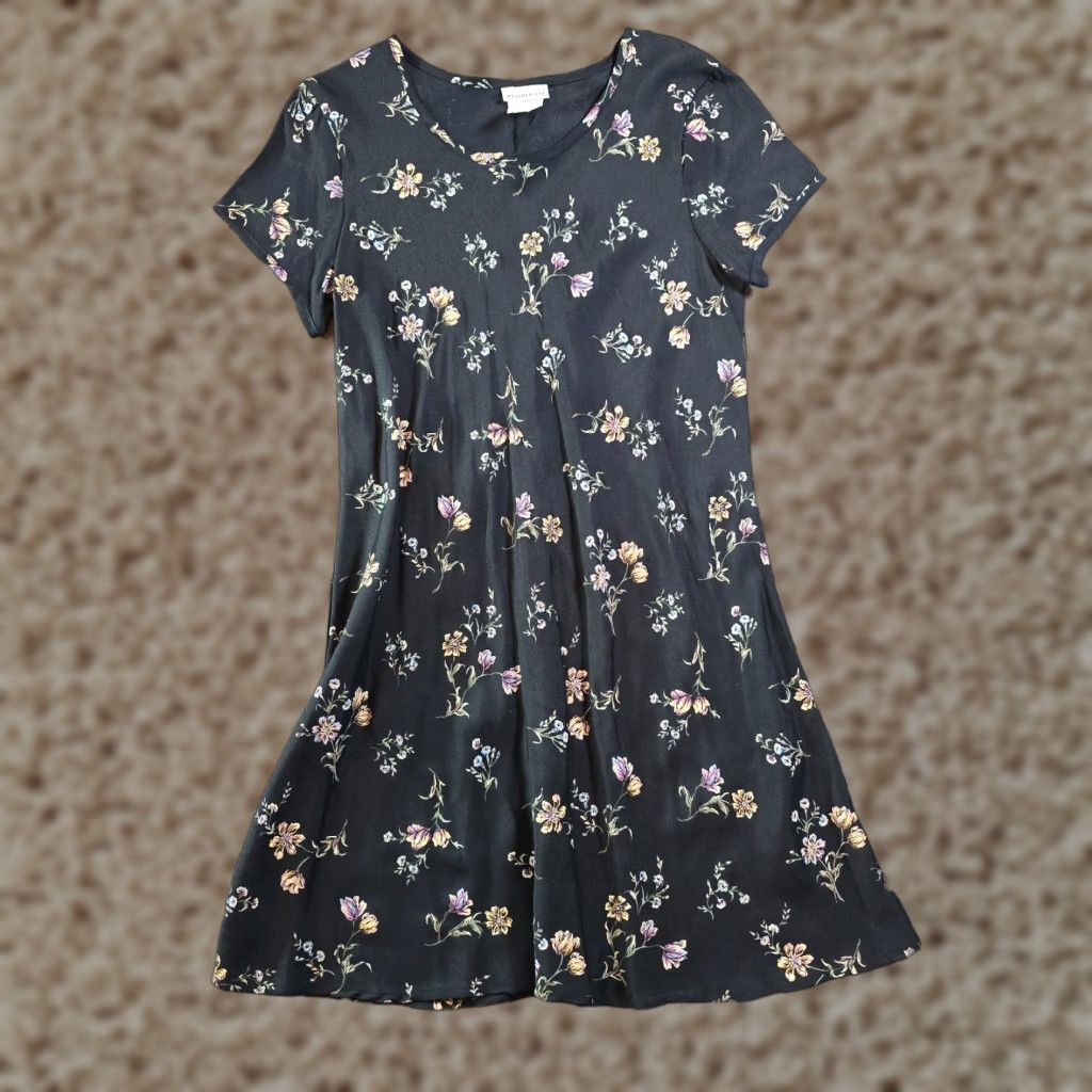 Vintage VINTAGE Weathervane Dress Womens Junior 9 Black Floral Grunge Whimsy Goth Y2K Short Sleeve Bell Sleeve Fit & Flare Lightweight Round Neck Zip Dress Size M / US 6-8 / IT 42-44 - 1 Thumbnail