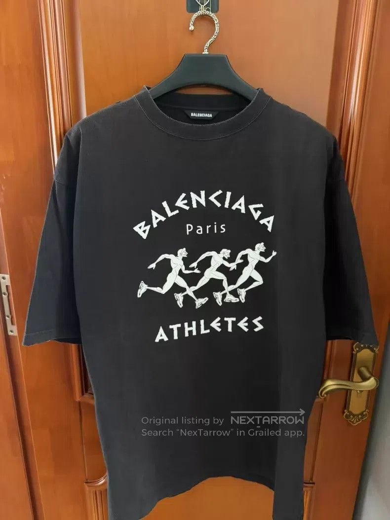 Balenciaga Balenciaga Marathon runner printed short-sleeve T-shirt Size US L / EU 52-54 / 3 - 1 Thumbnail