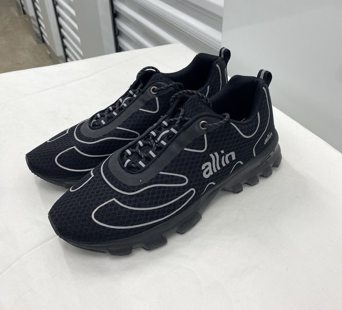 All-In All In Logo Tennis Shoes Size US 11 / EU 44 - 2 Thumbnail