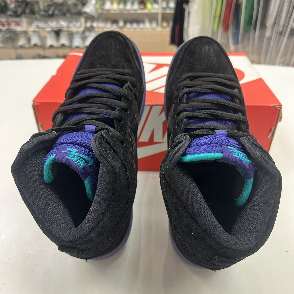 Nike Size 10.5 - Nike SB Dunk High Pro Black Grape - 313171-027 Size US 10.5 / EU 43-44 - 3 Thumbnail